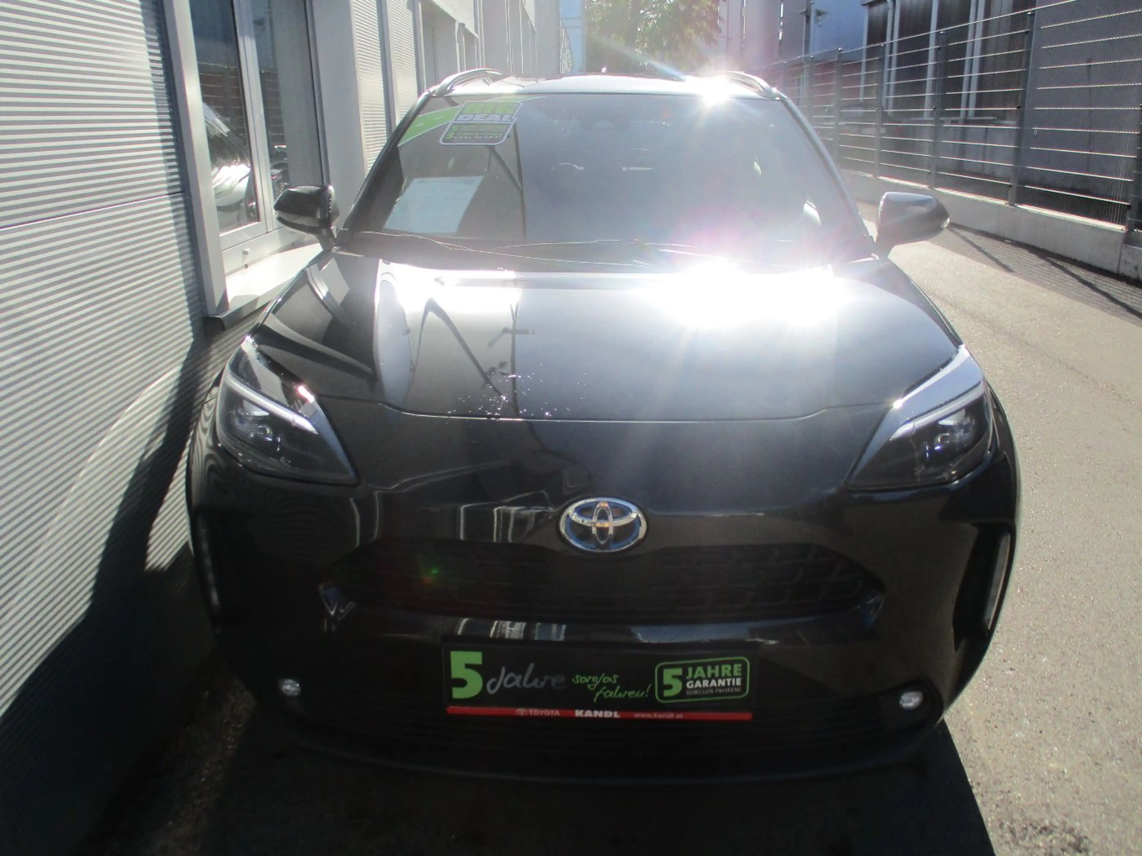 Toyota Yaris Cross 1.5 FWD Active Drive ACC+LED+Navi+LM — photo 12