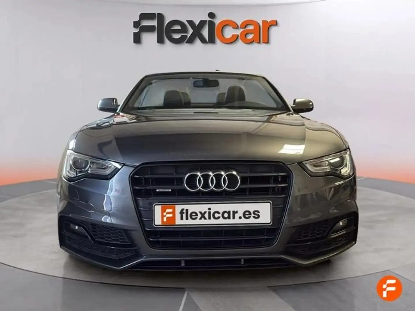 Audi A5 Cabrio 2.0 TDI clean 140kW quattr S line Gris - 2