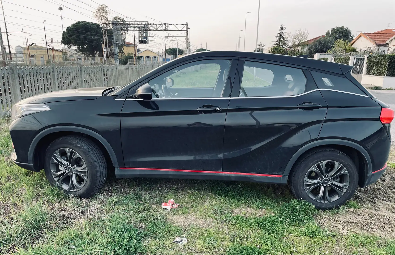 DFSK Glory 580 Glory  500 500 1.5 Luxury cvt Negro - 2