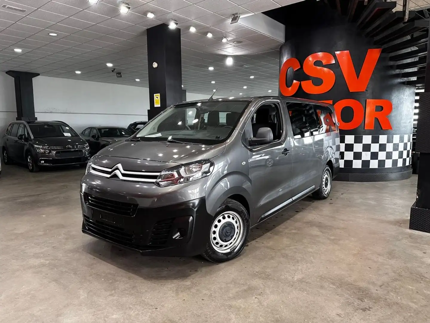 Citroen Jumpy 1.5BLUEHDI 120CV COMBI XL Gris - 2