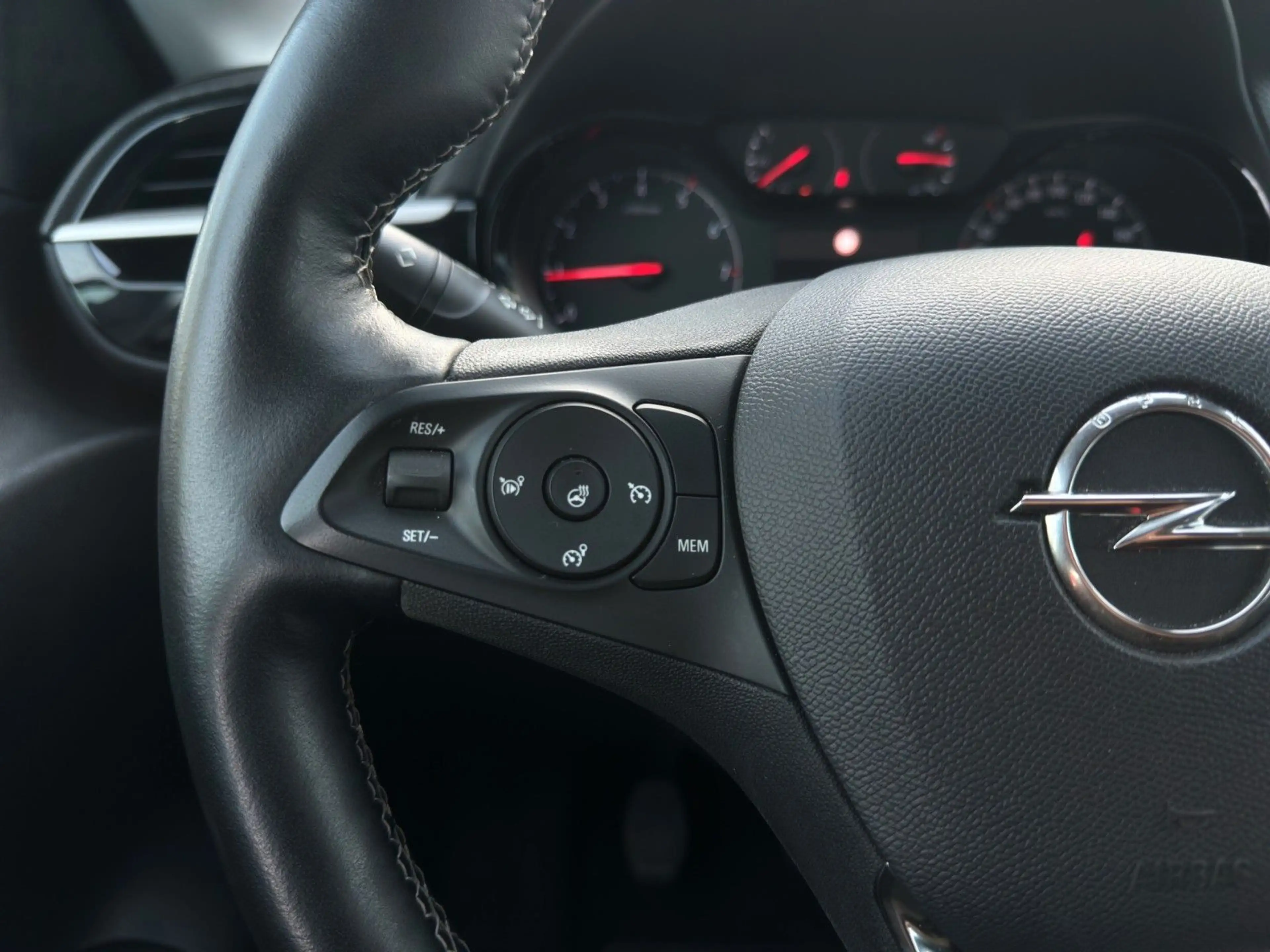 Opel Corsa F Premium "Edition" 1-Hand/Garantie/DAB — photo 14