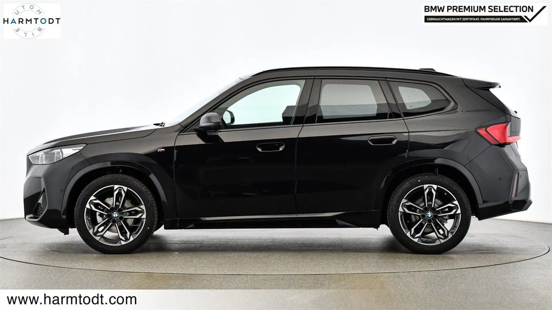 BMW X1 xDrive20d Schwarz - 2
