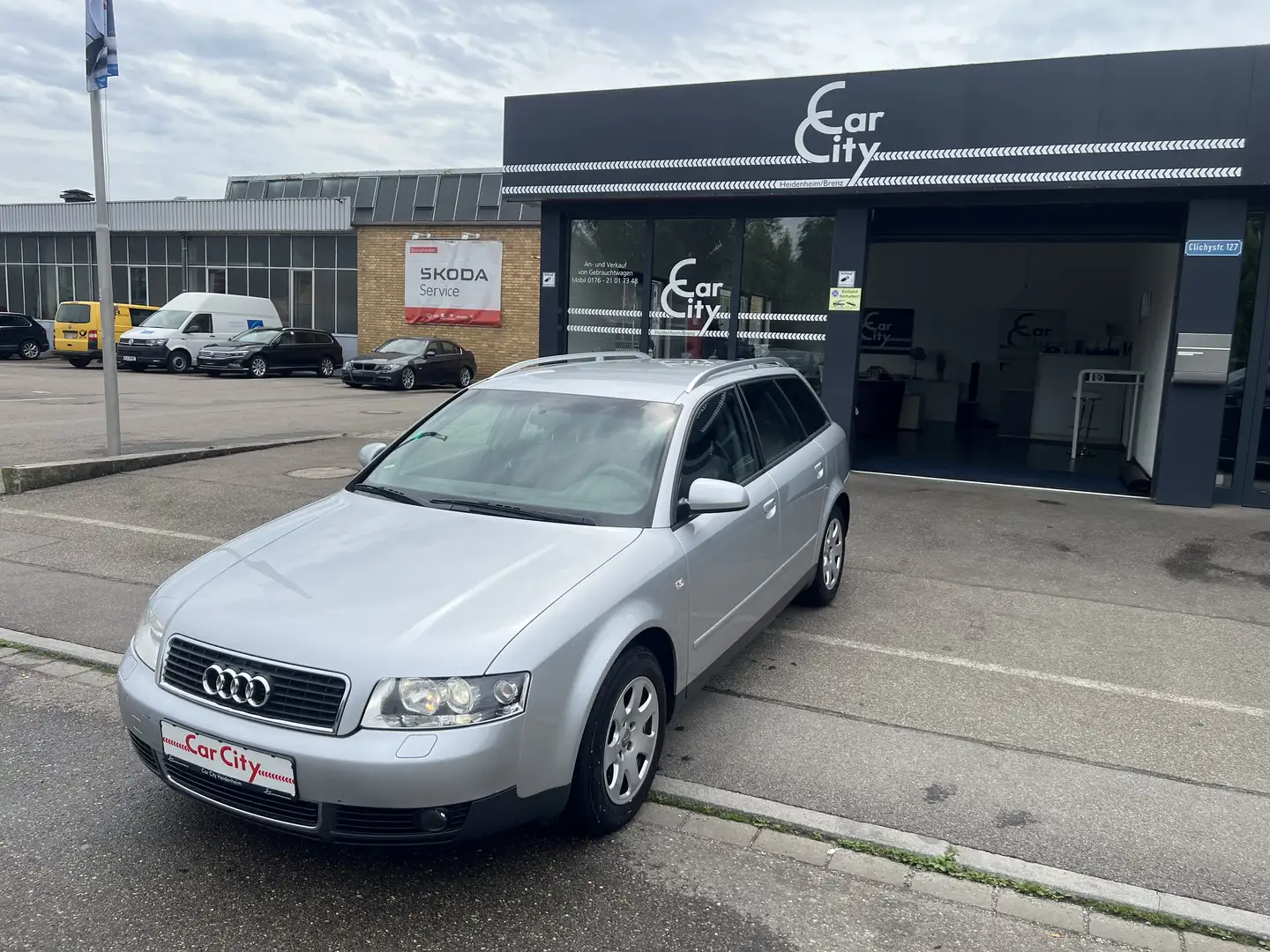 Audi A4 Avant 2.0 Silber - 1