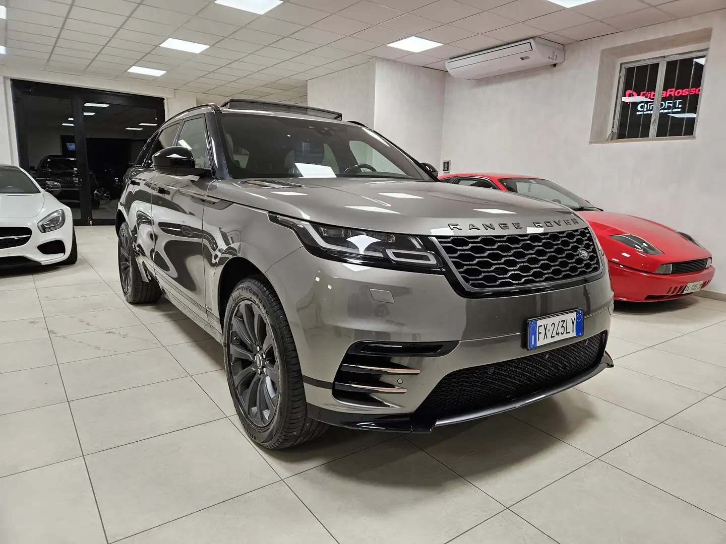 Land Rover Range Rover Velar 2.0d i4 R-Dynamic S 240cv auto my19 Bronce - 2