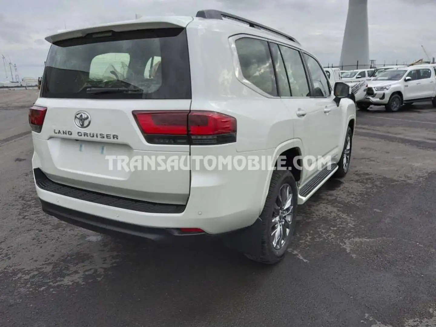 Toyota Land Cruiser VXR ZX 7 seaters / places - EXPORT OUT EU TROPICAL Noir - 2