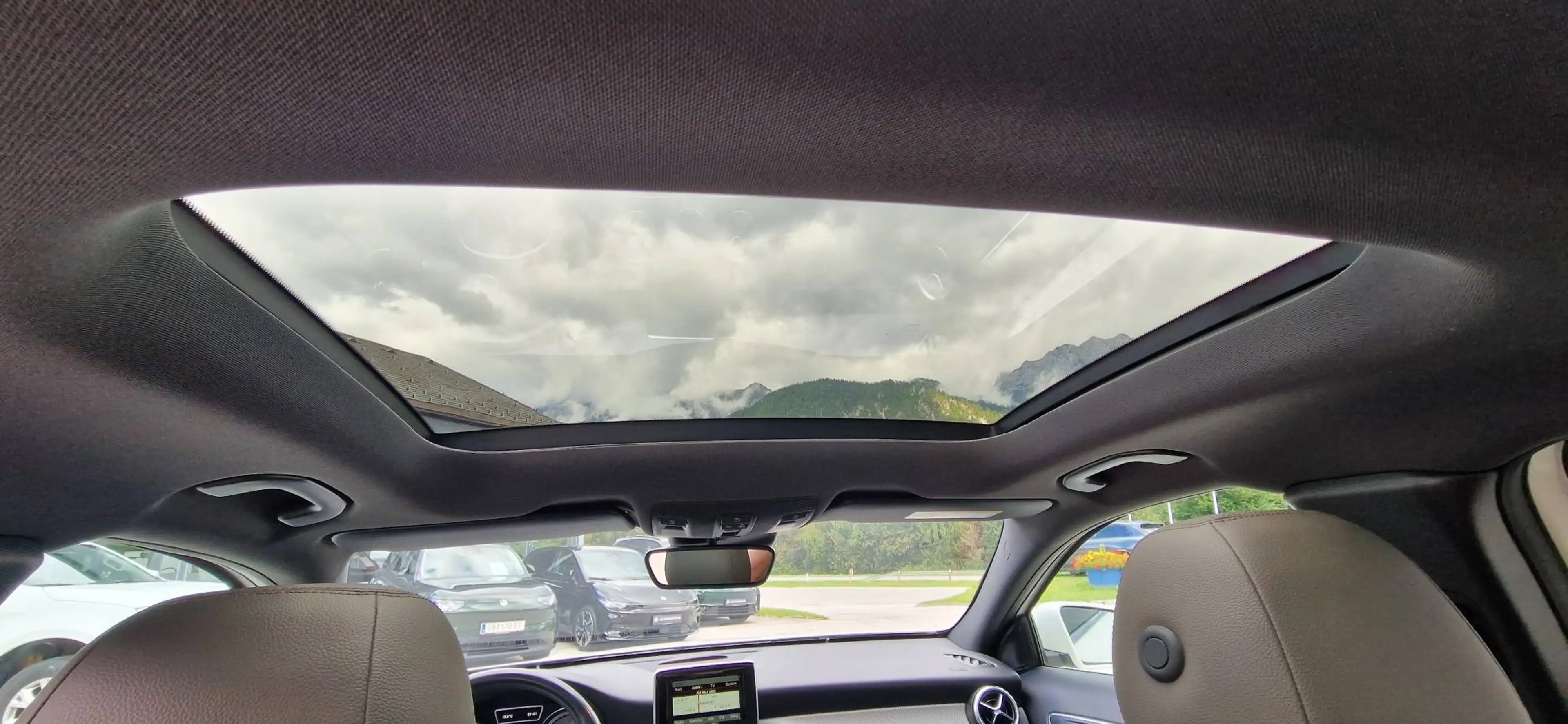 Mercedes-Benz GLA 200 Edition Lifestyle 4 Matic — photo 14