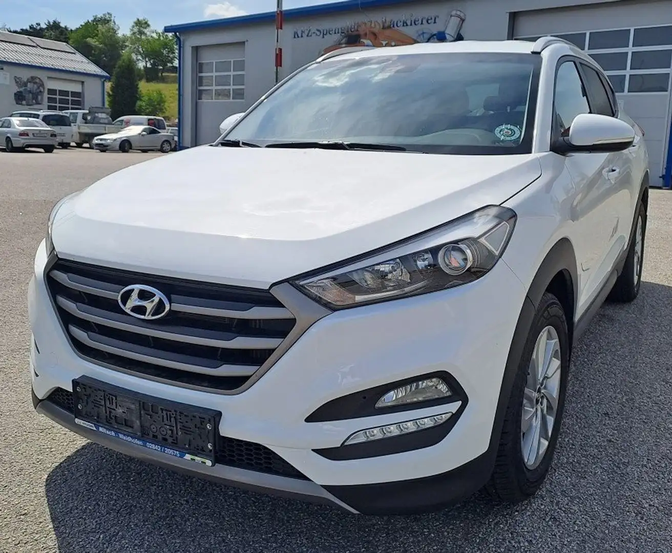 Hyundai TUCSON Tucson 1,7 CRDI Start-Stopp Go DCT Go Weiß - 1