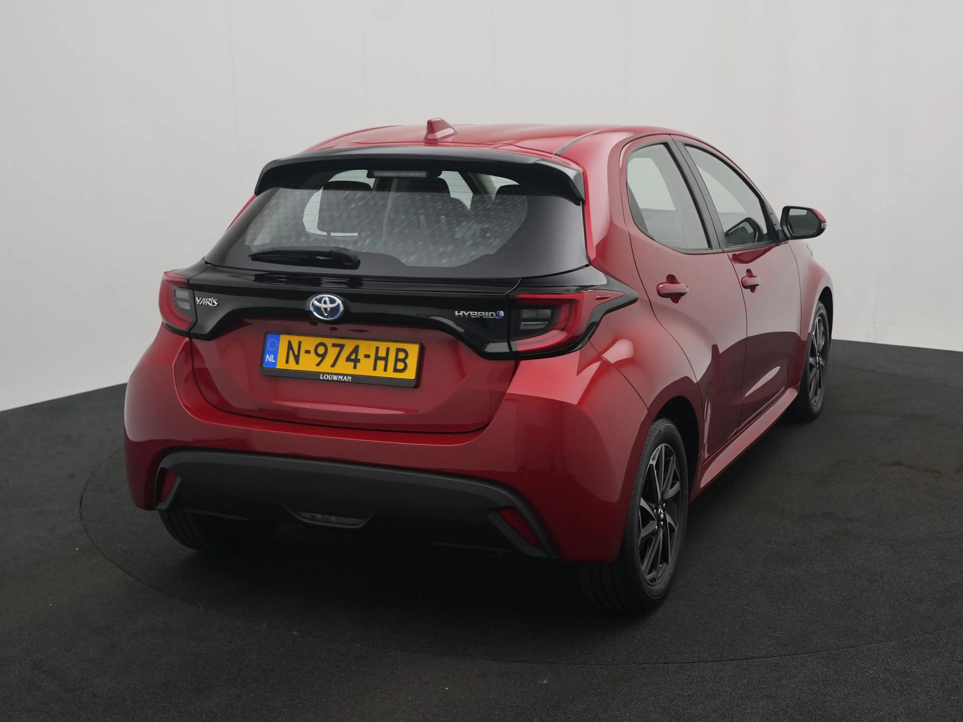 Toyota Yaris 1.5 Hybrid Dynamic — photo 13