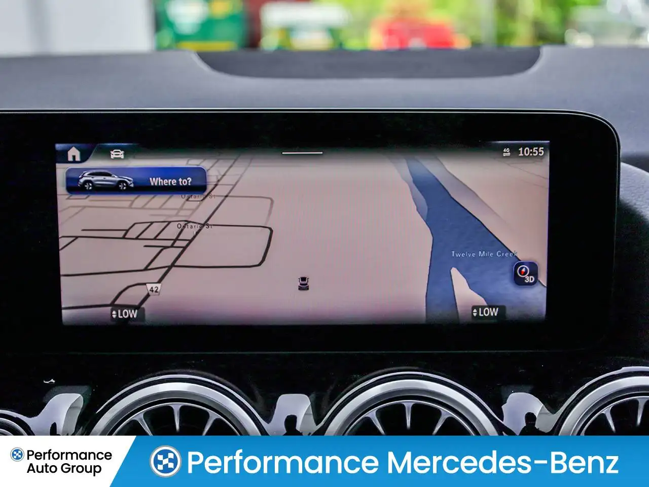 Mercedes-Benz GLA снимка Mercedes-Benz GLA
