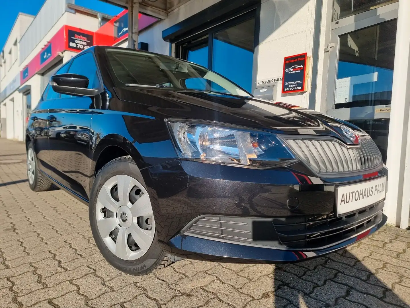 Skoda Fabia 1.0 Cool Plus 1-Hand/8x Bereift/ Schwarz - 2