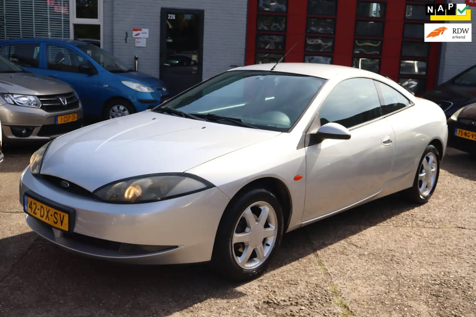 Ford Cougar 2.0-16V Limited Edition , AIRCO & NIEUWE APK Grau - 1