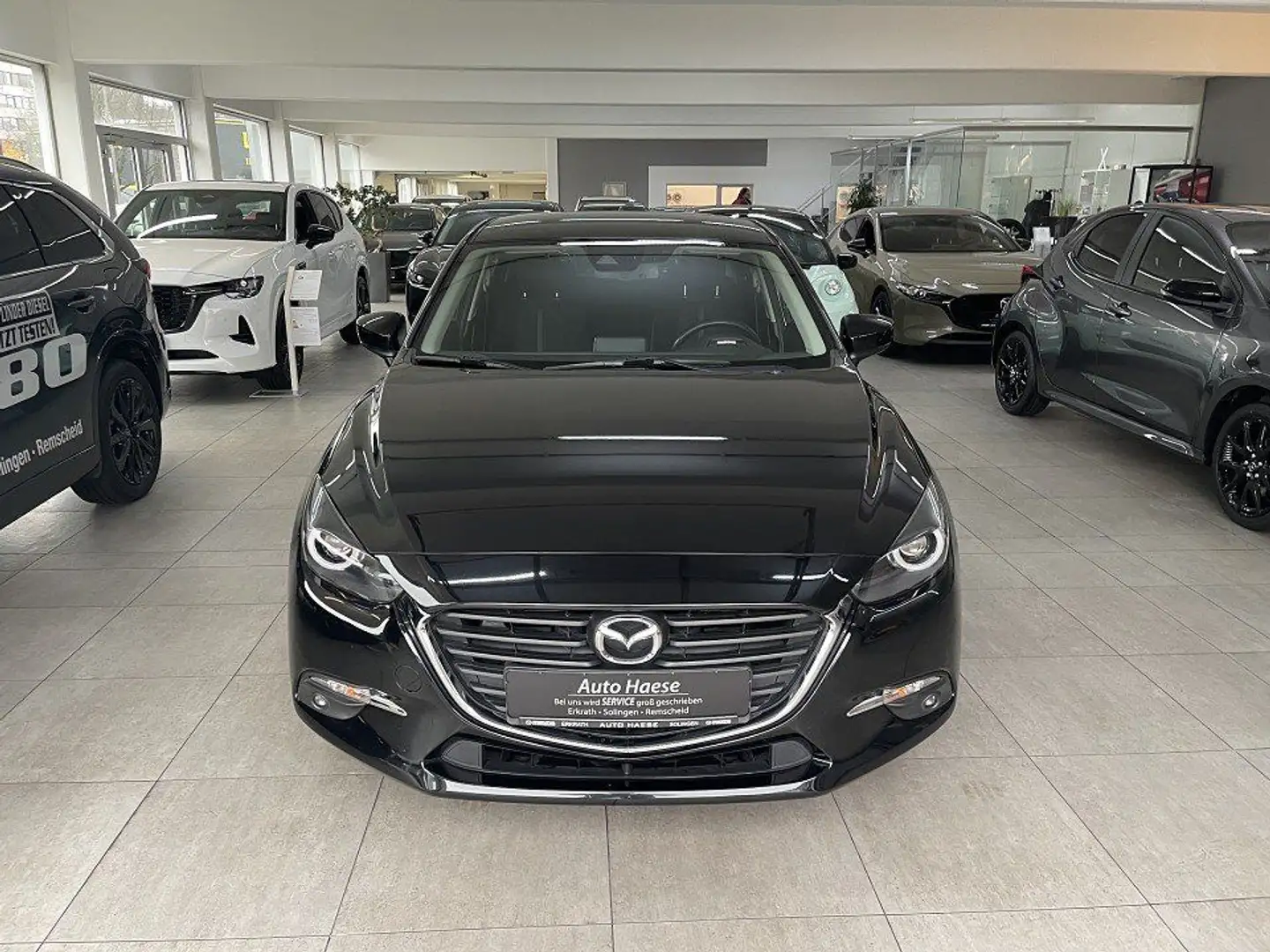 Mazda 3 2.0 120PS Exclusive-Line i-Act-Paket Touring-P Noir - 2