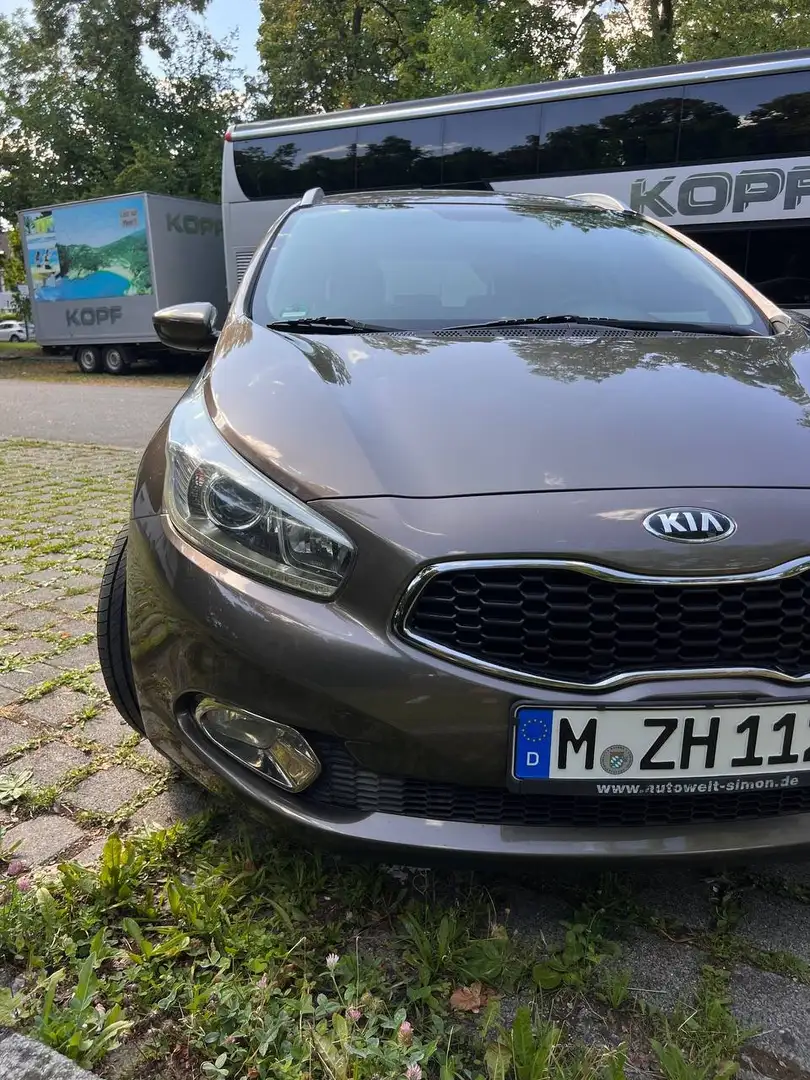 Kia Ceed SW / cee'd SW Ceed 1.6 CRDi 128 ISG SW Vision Bruin - 2