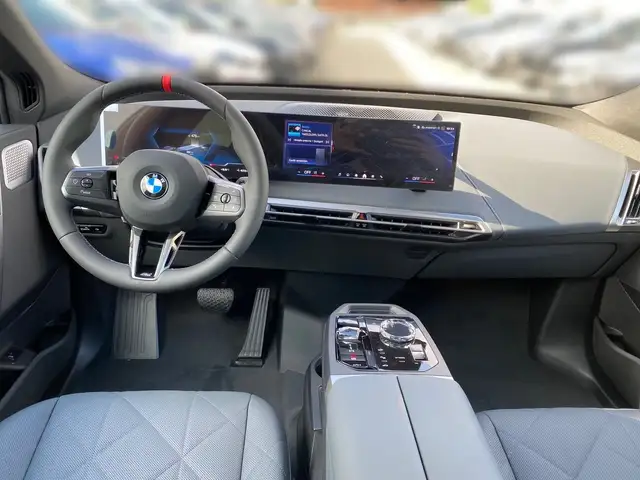 BMW Ix view 10