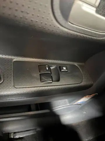 Mitsubishi Colt view 7
