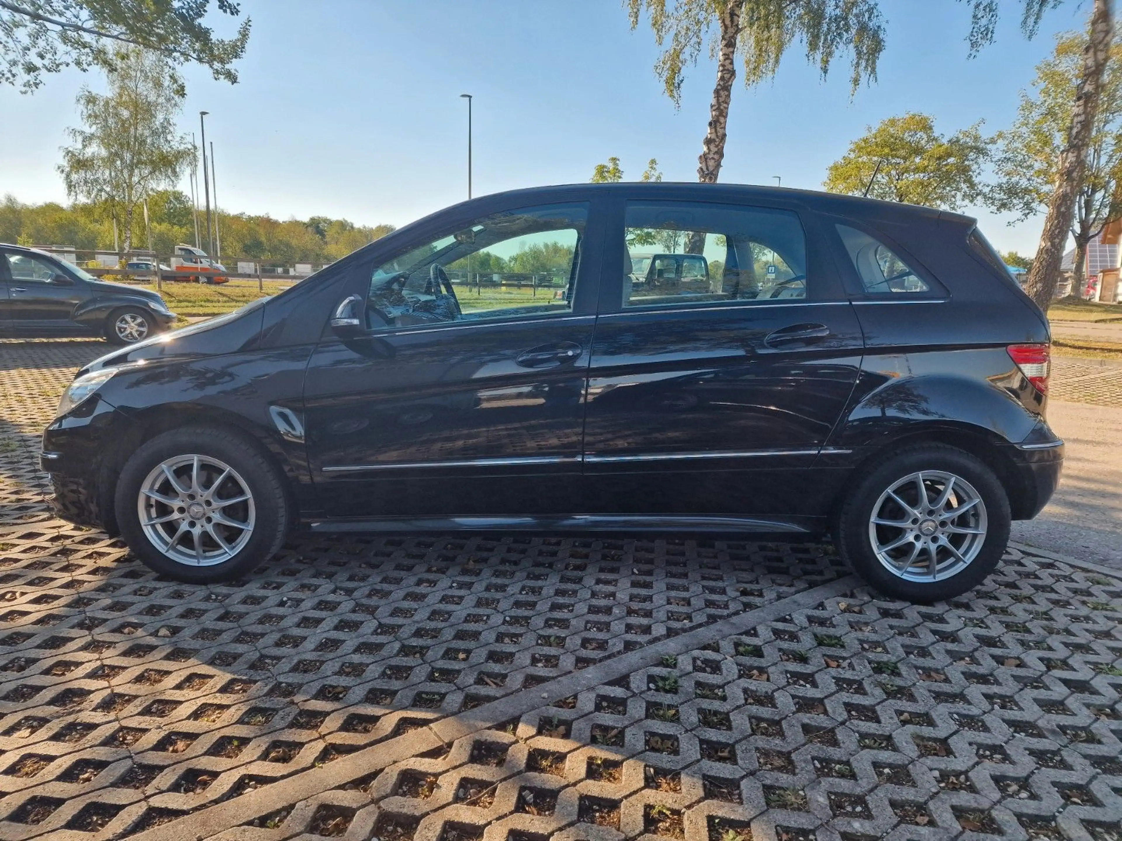 Mercedes-Benz B 200 / Automatik/Klima/Scheckheft gepfl. — photo 5