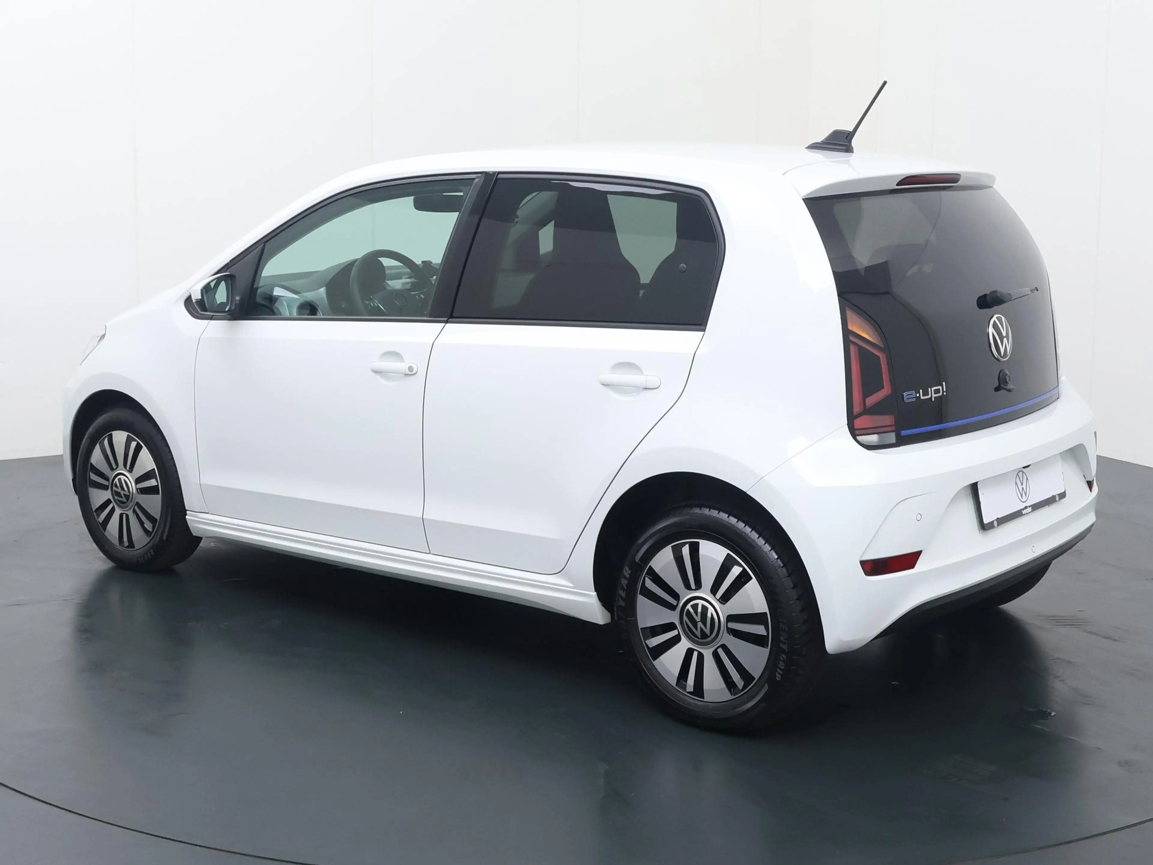 Volkswagen e-up! e-up! | 83 PK | SoH 89% | Automaat | Achteruitrijc — photo 4