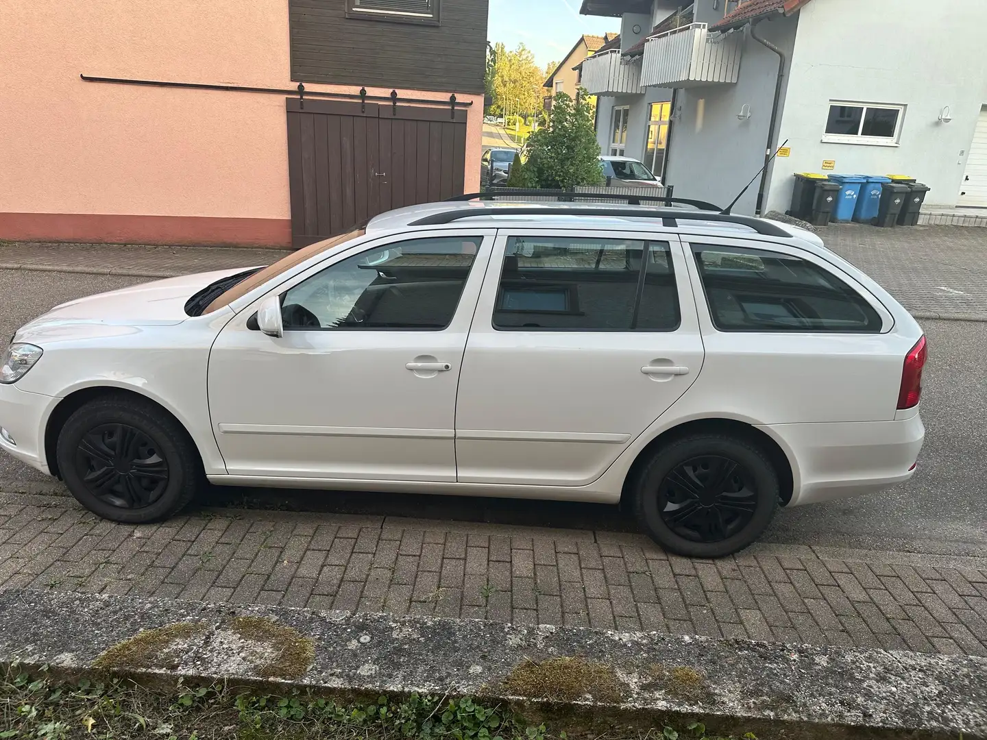 Skoda Octavia Combi 1.8 TSI Ambiente - 2