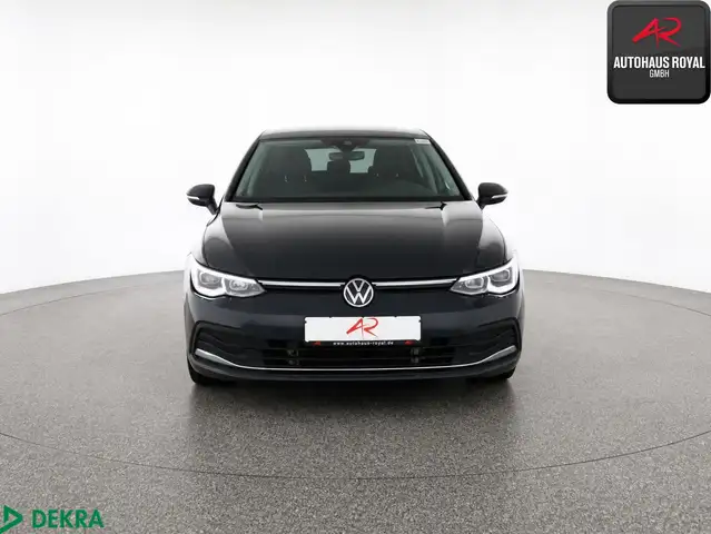 Volkswagen Golf view 8