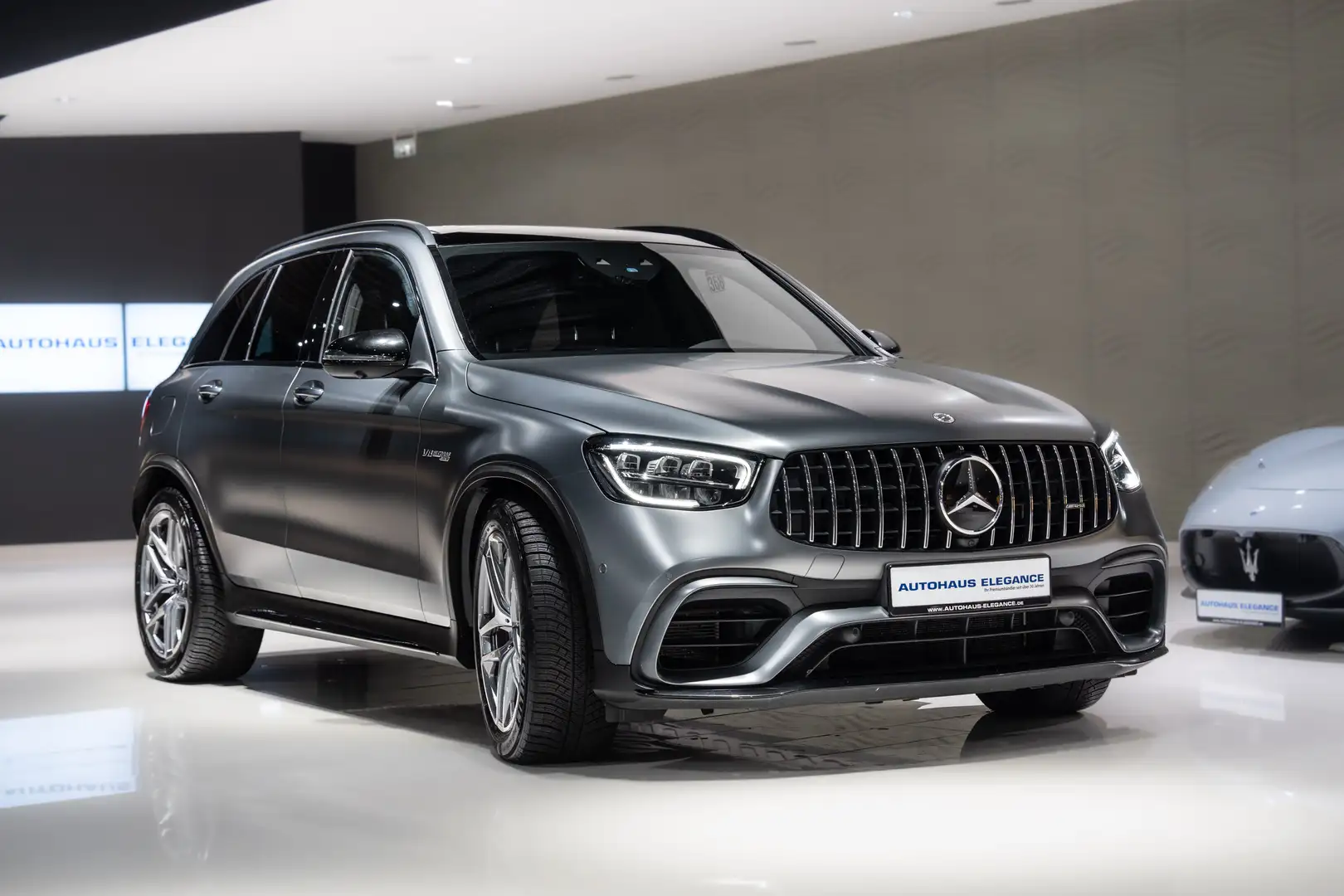 Mercedes-Benz GLC 63 AMG S 4Matic+*DRIVERS-PACKAGE*HUP*PANO Gris - 2