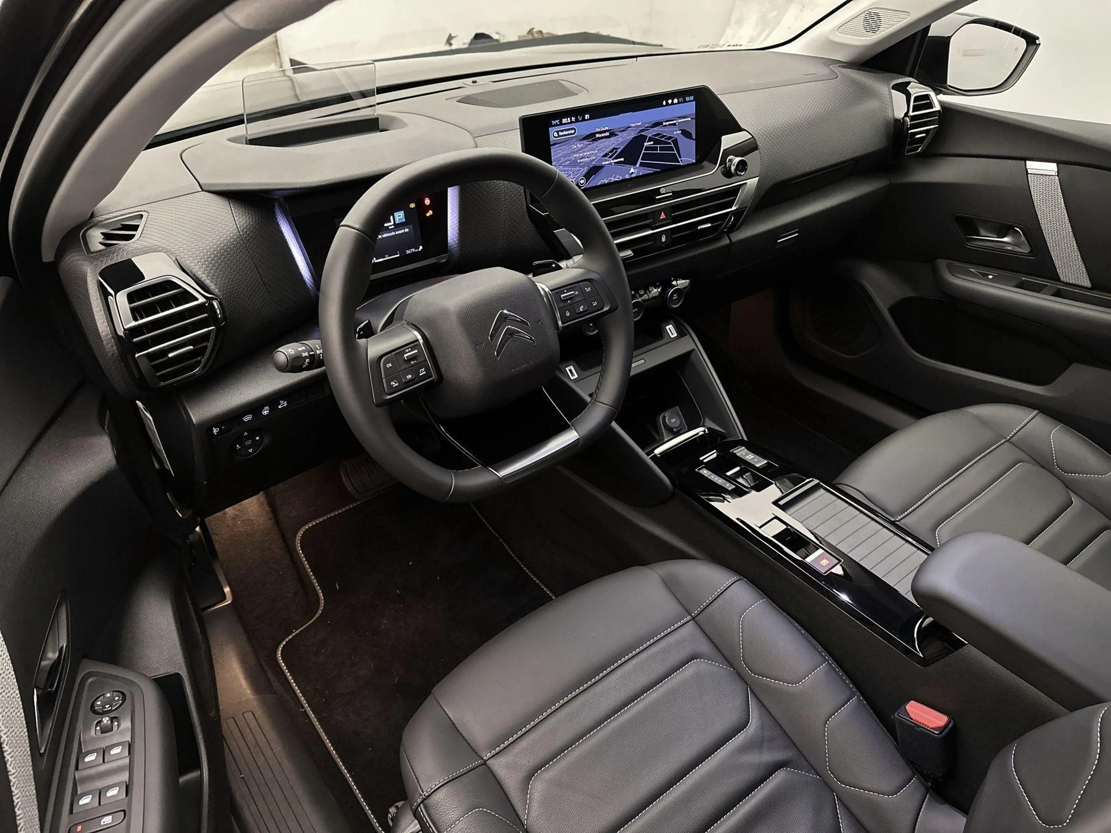 Citroen C4 X Shine 130 pk Automaat | Navigatie | Achteruitrijca — photo 10