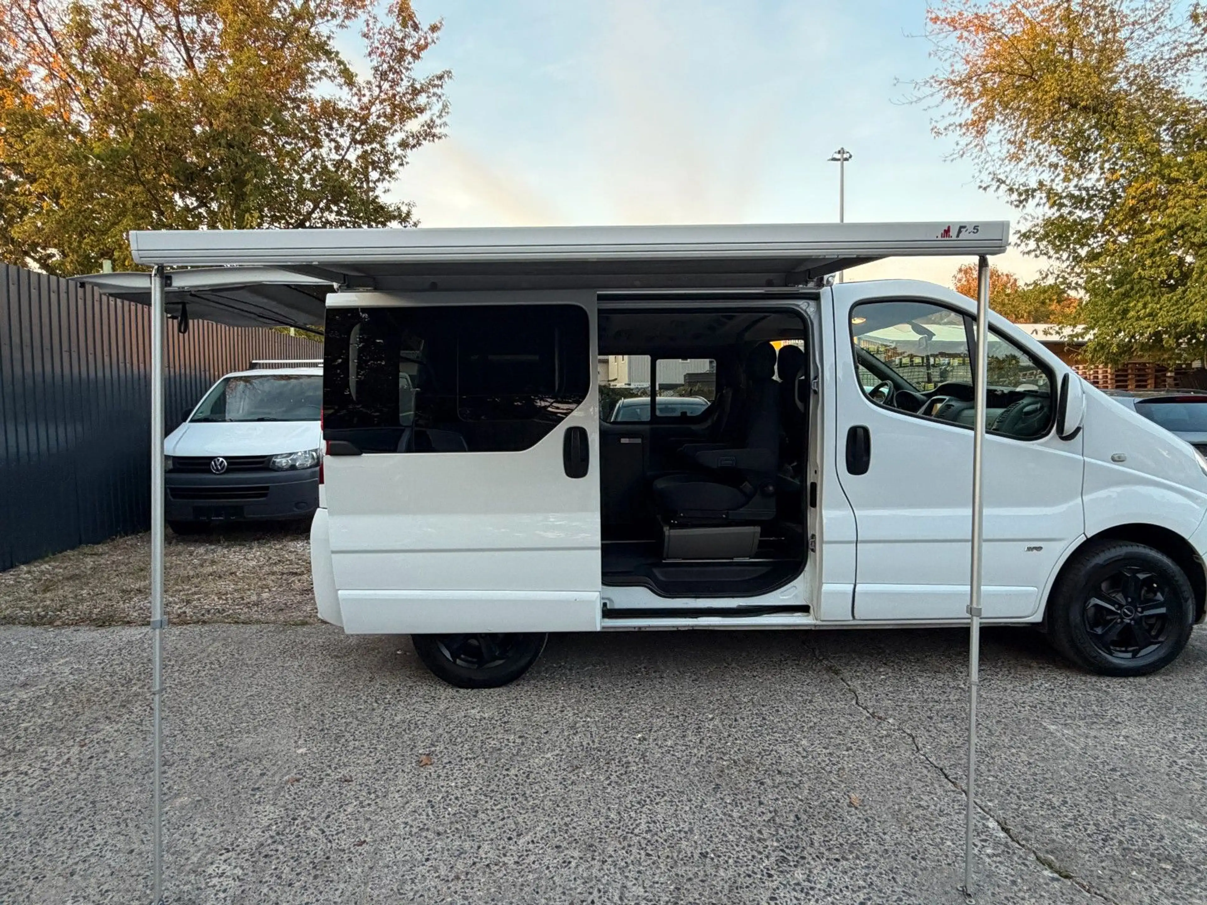 Opel Vivaro WESTFALIA*Markiese*Tisch*Bett*Sthzg*Ahk — photo 10