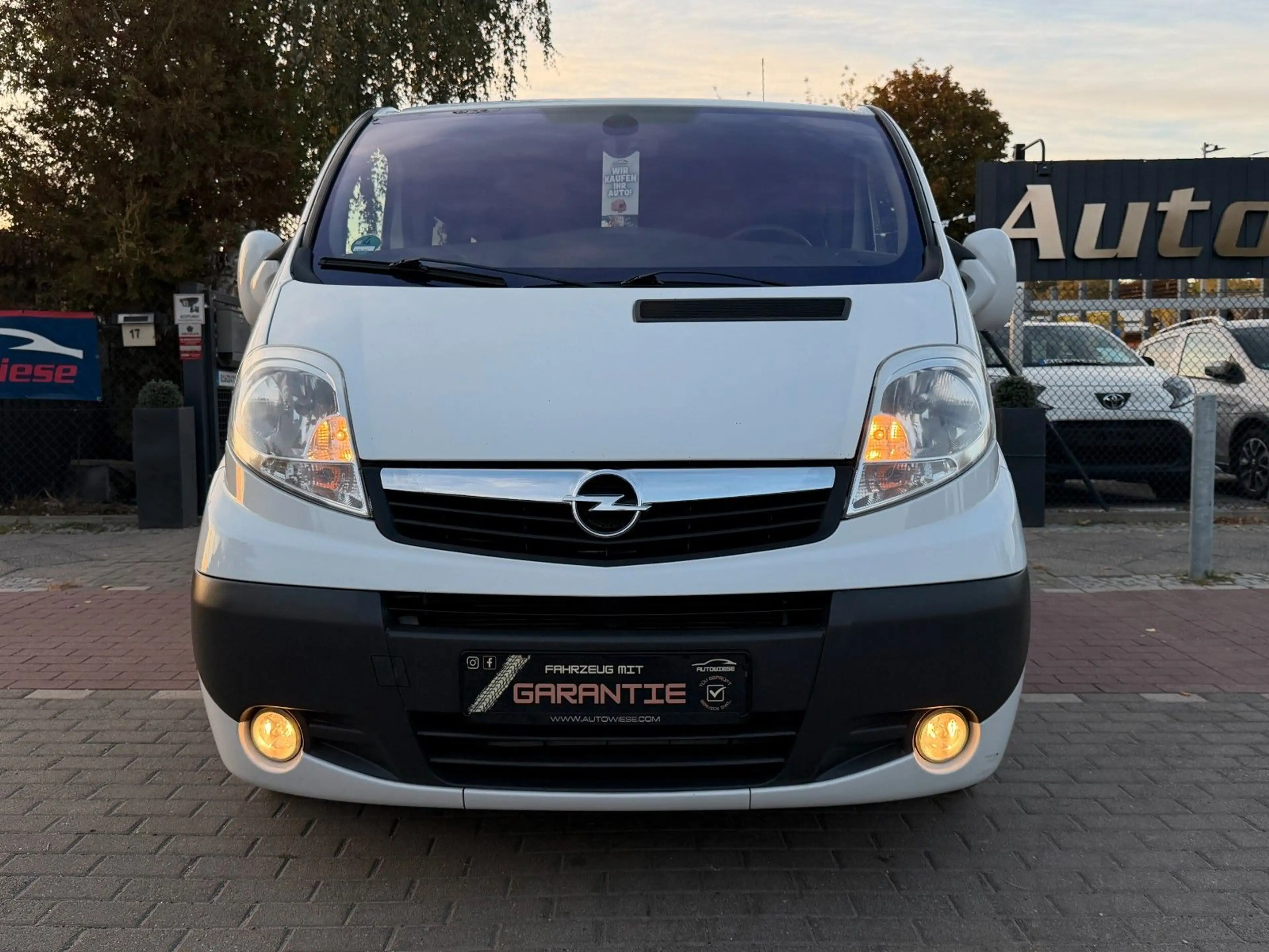 Opel Vivaro WESTFALIA*Markiese*Tisch*Bett*Sthzg*Ahk — photo 9