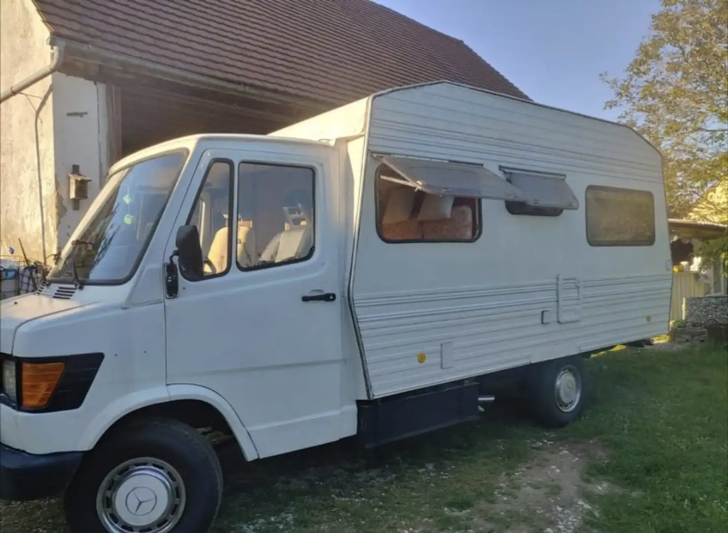 Mercedes-Benz 600 Weiß - 1