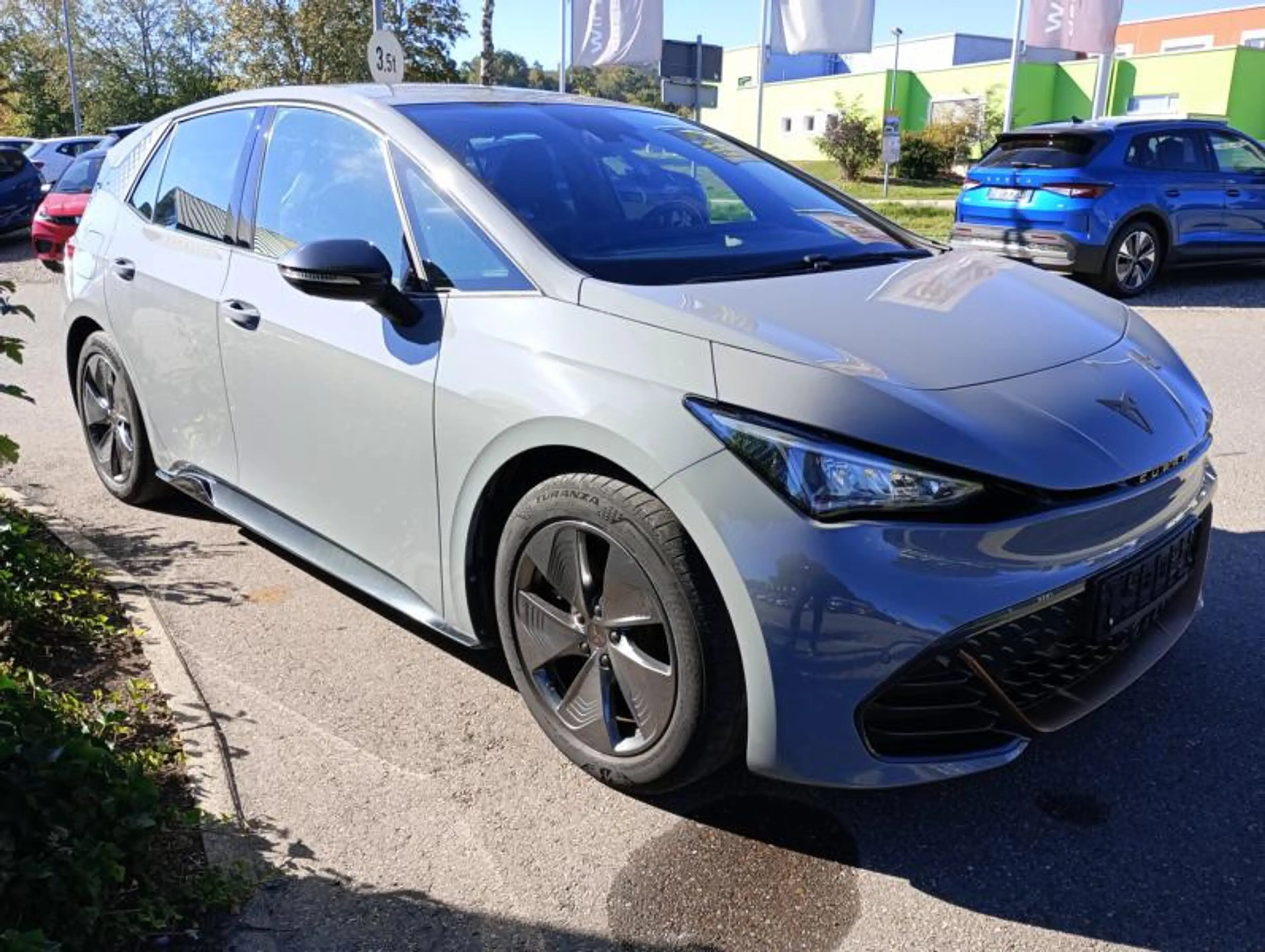 CUPRA Born 58 kWh Elektro — photo 4