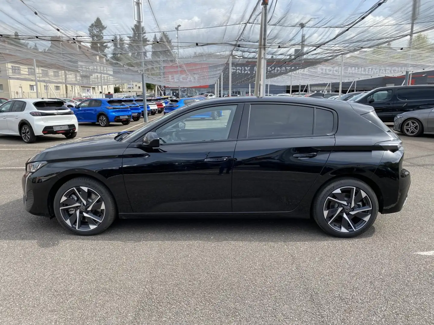 Peugeot 308 III 1.5 BlueHDi S\u0026S 130 EAT8 Allure AVEC PACK Noir - 2