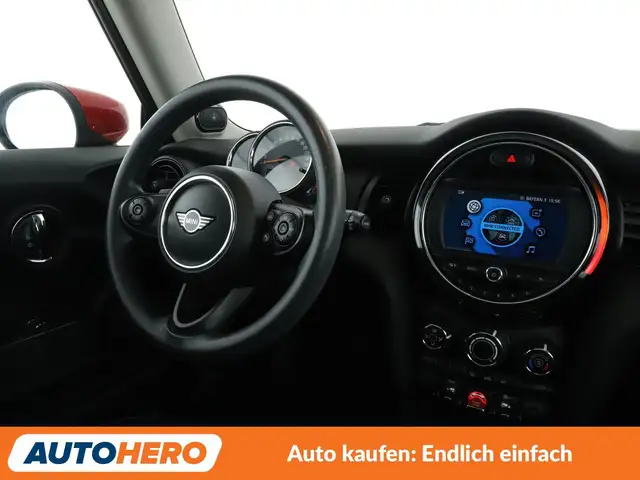 Mini Hatch view 13