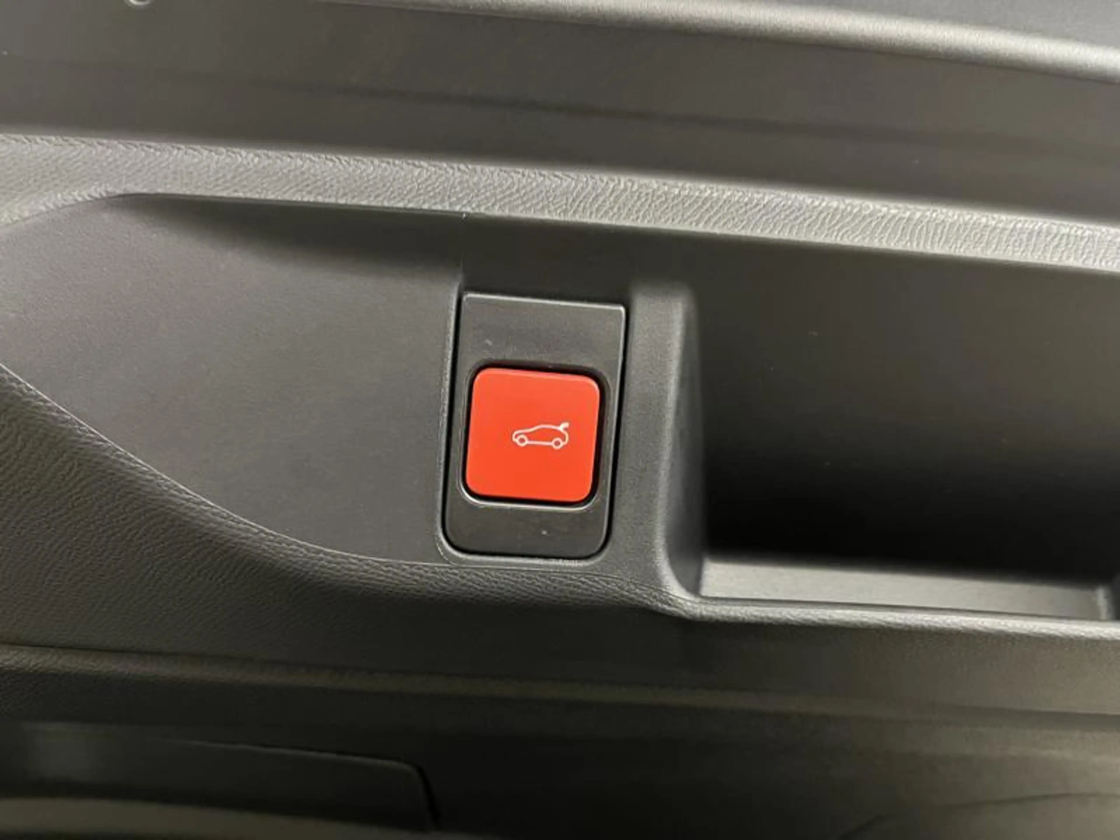 DS Automobiles DS 4 1.2i 130cv TROCADERO Navi/Carplay/Caméra/Clim — photo 12
