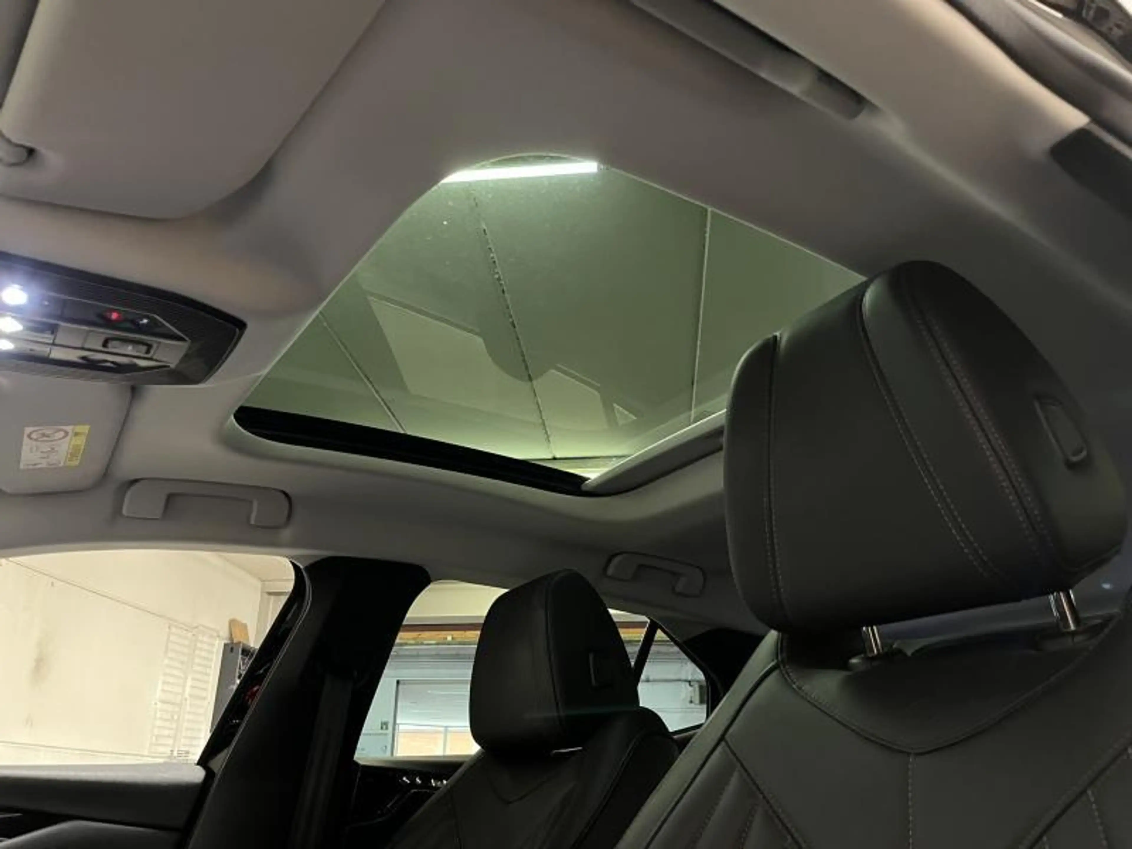 DS Automobiles DS 4 1.2i 130cv TROCADERO Navi/Carplay/Caméra/Clim — photo 9
