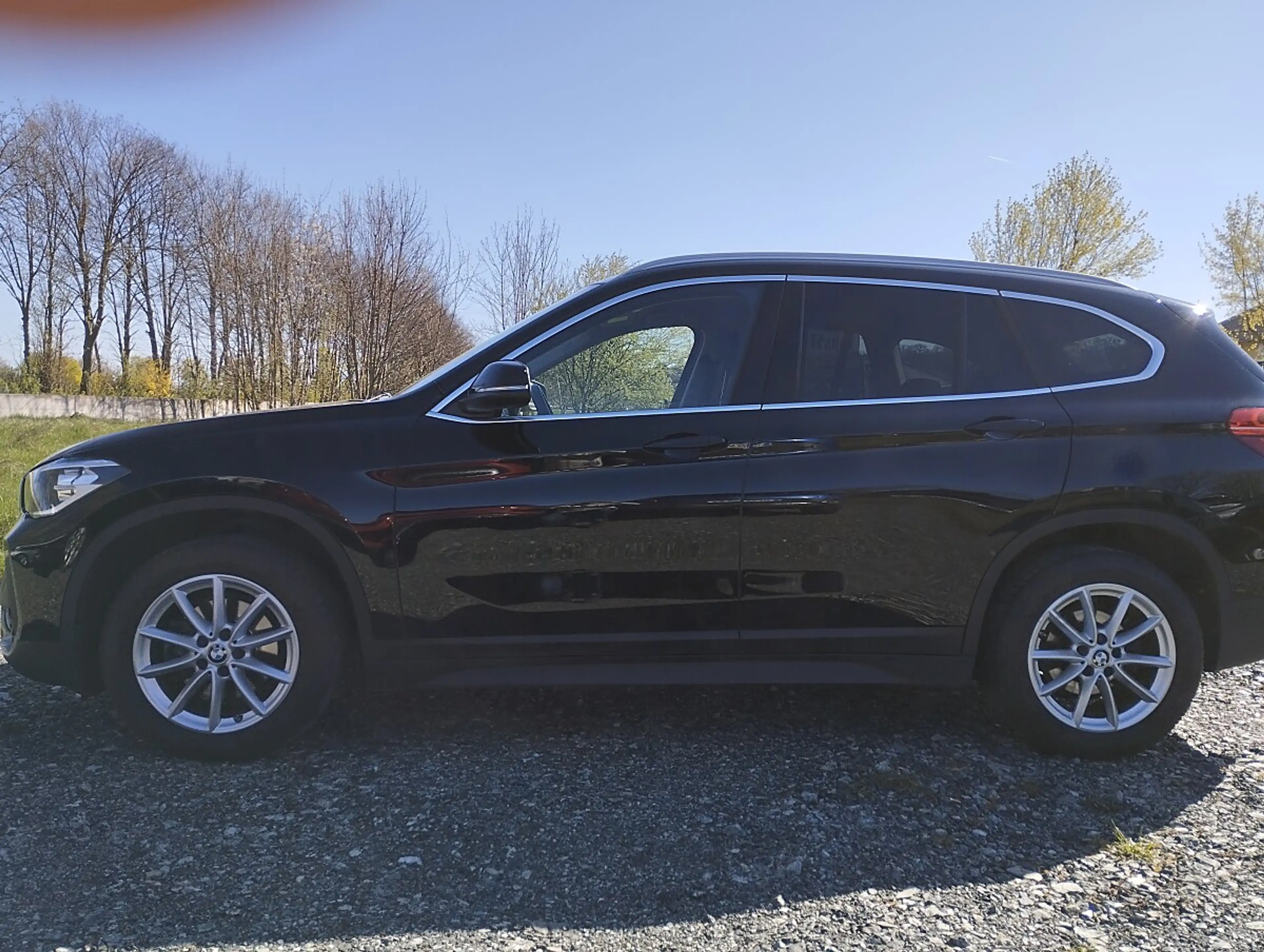 BMW X1 sDrive18d Aut.Anhängevorr,+4xAlu+WR,Head-up-Dis... — photo 8