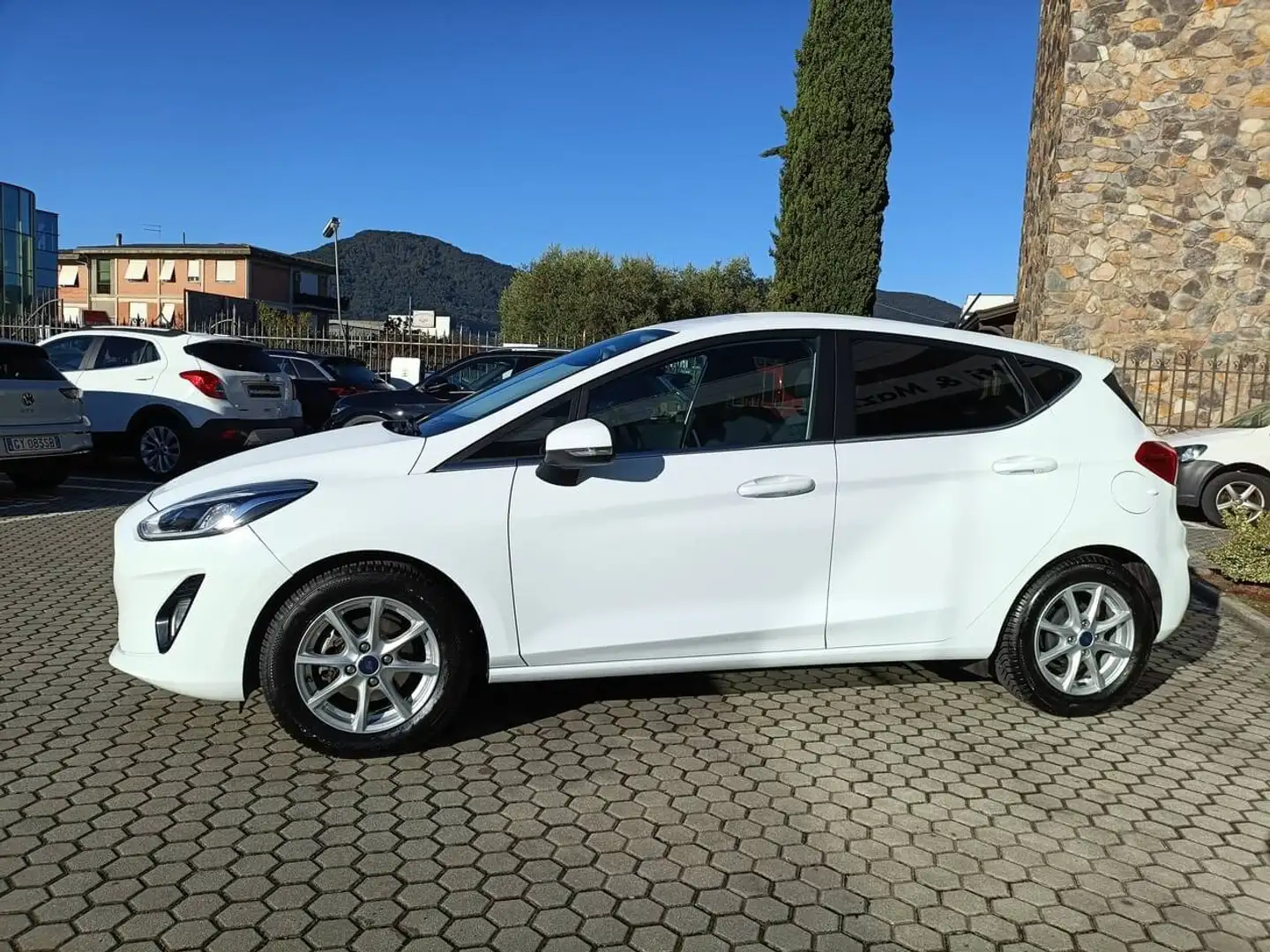 Ford Fiesta Fiesta VII 2017 5p 5p 1.1 Titanium Gpl s Bianco - 2