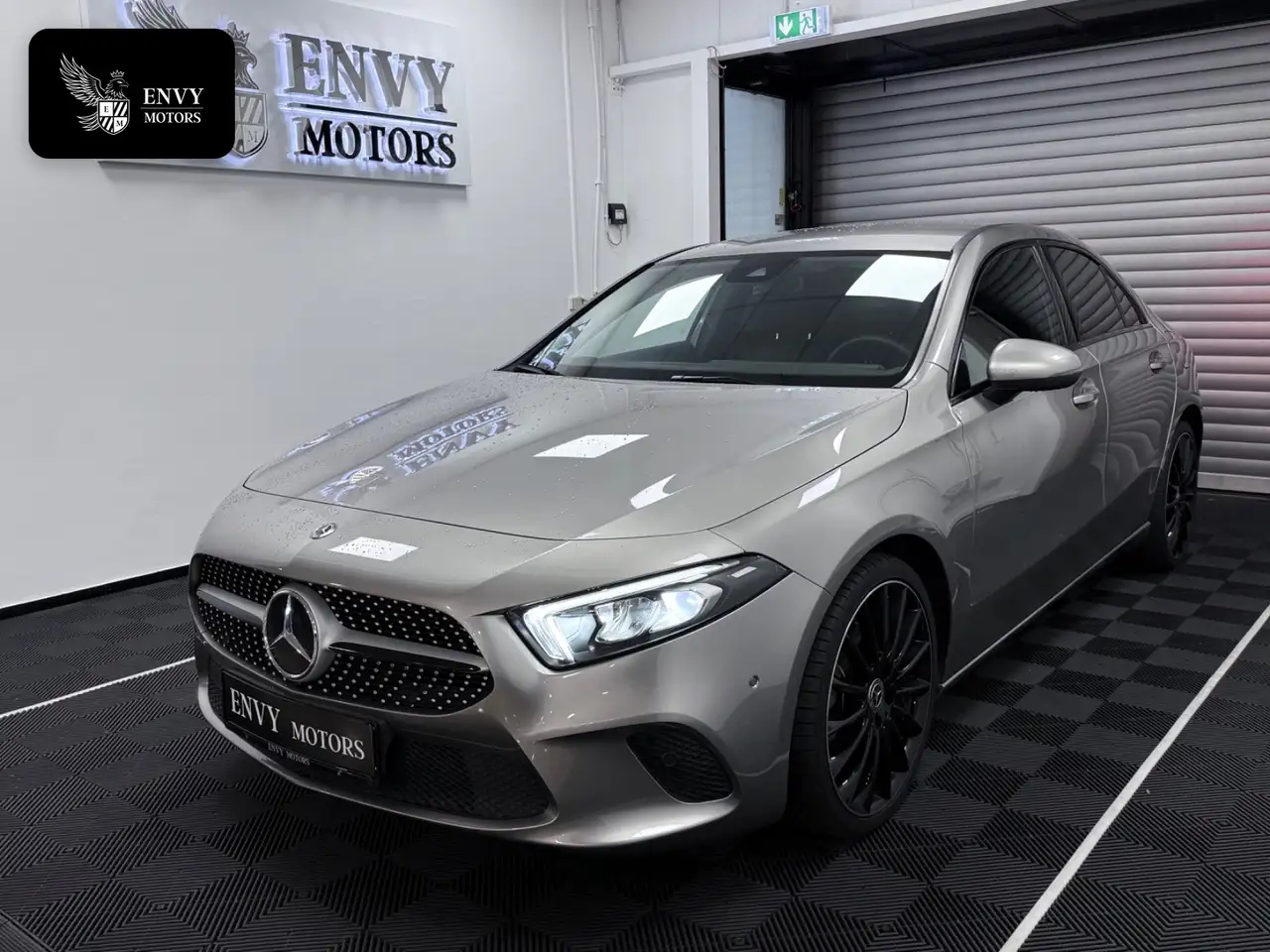 Mercedes-Benz A 220