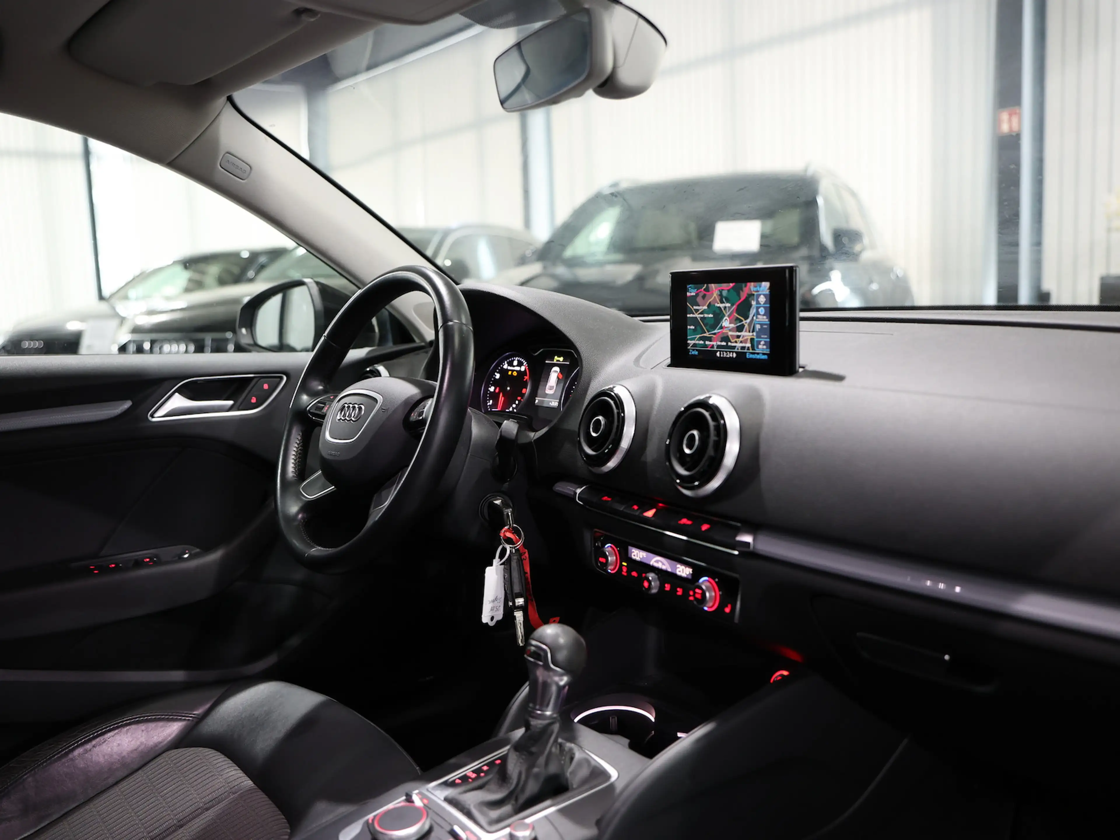 Audi A3 SPORTBACK 1.4 TSI ULTRA S-LINE SELECTION — photo 23