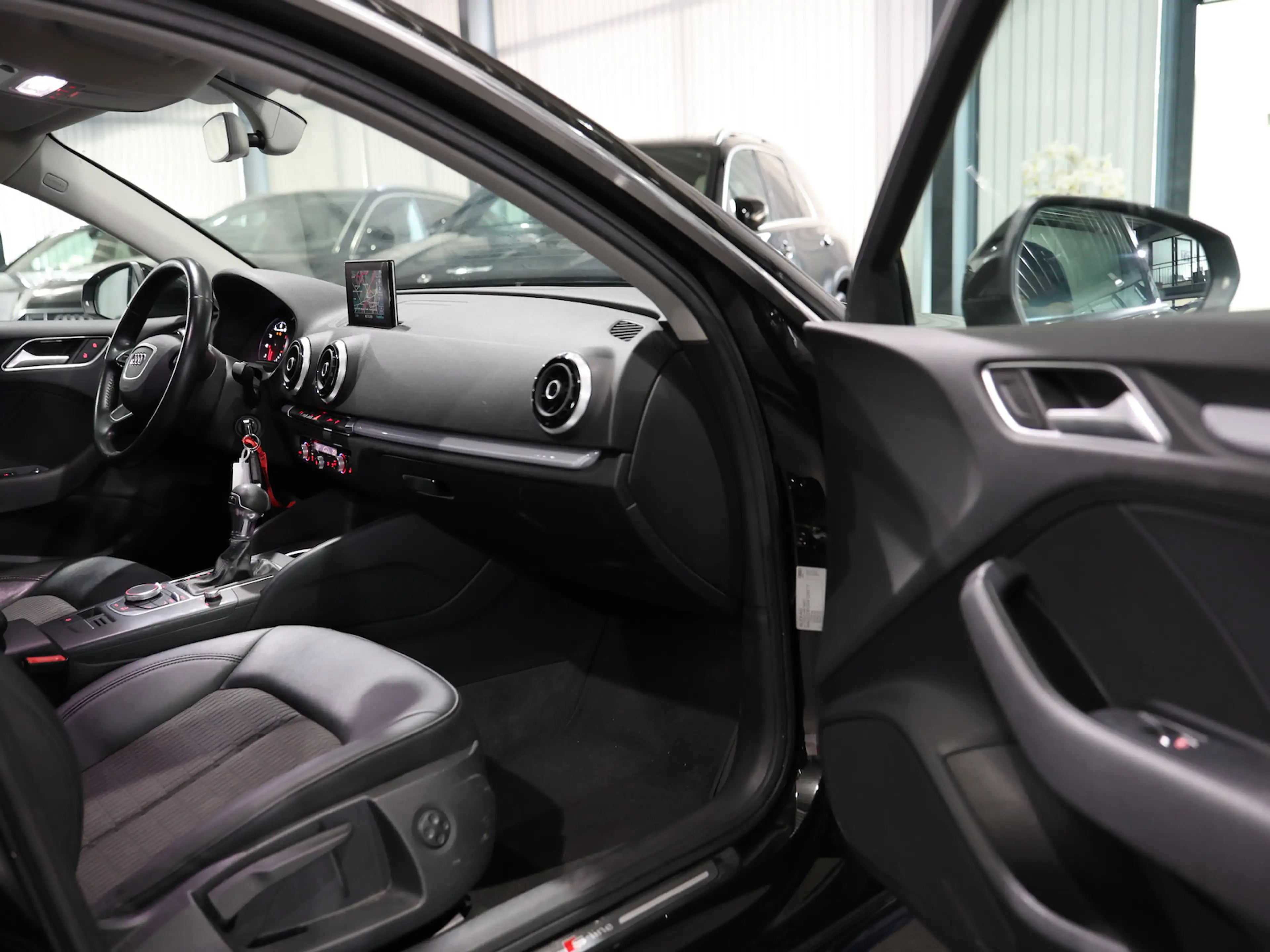 Audi A3 SPORTBACK 1.4 TSI ULTRA S-LINE SELECTION — photo 21