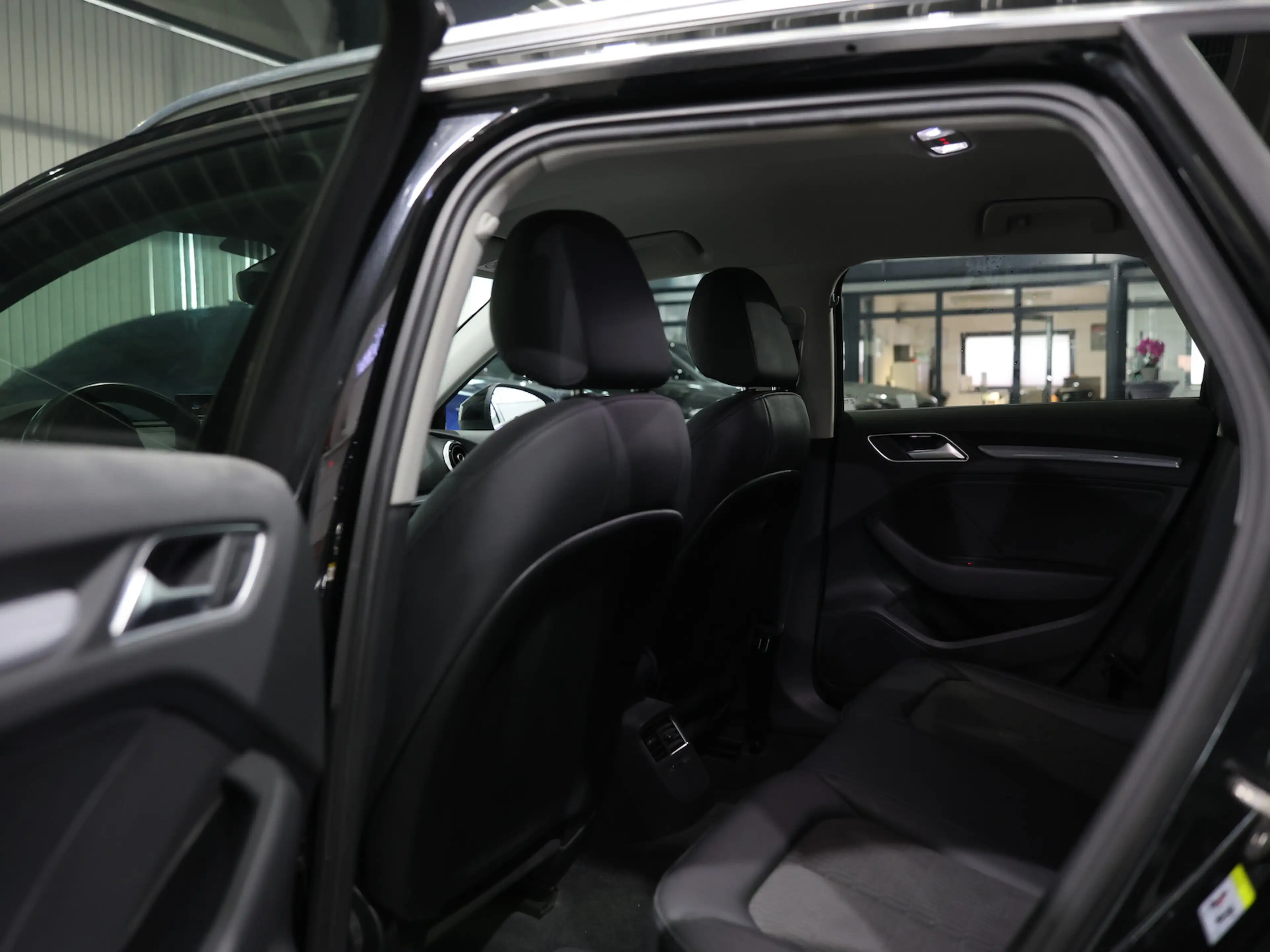 Audi A3 SPORTBACK 1.4 TSI ULTRA S-LINE SELECTION — photo 18