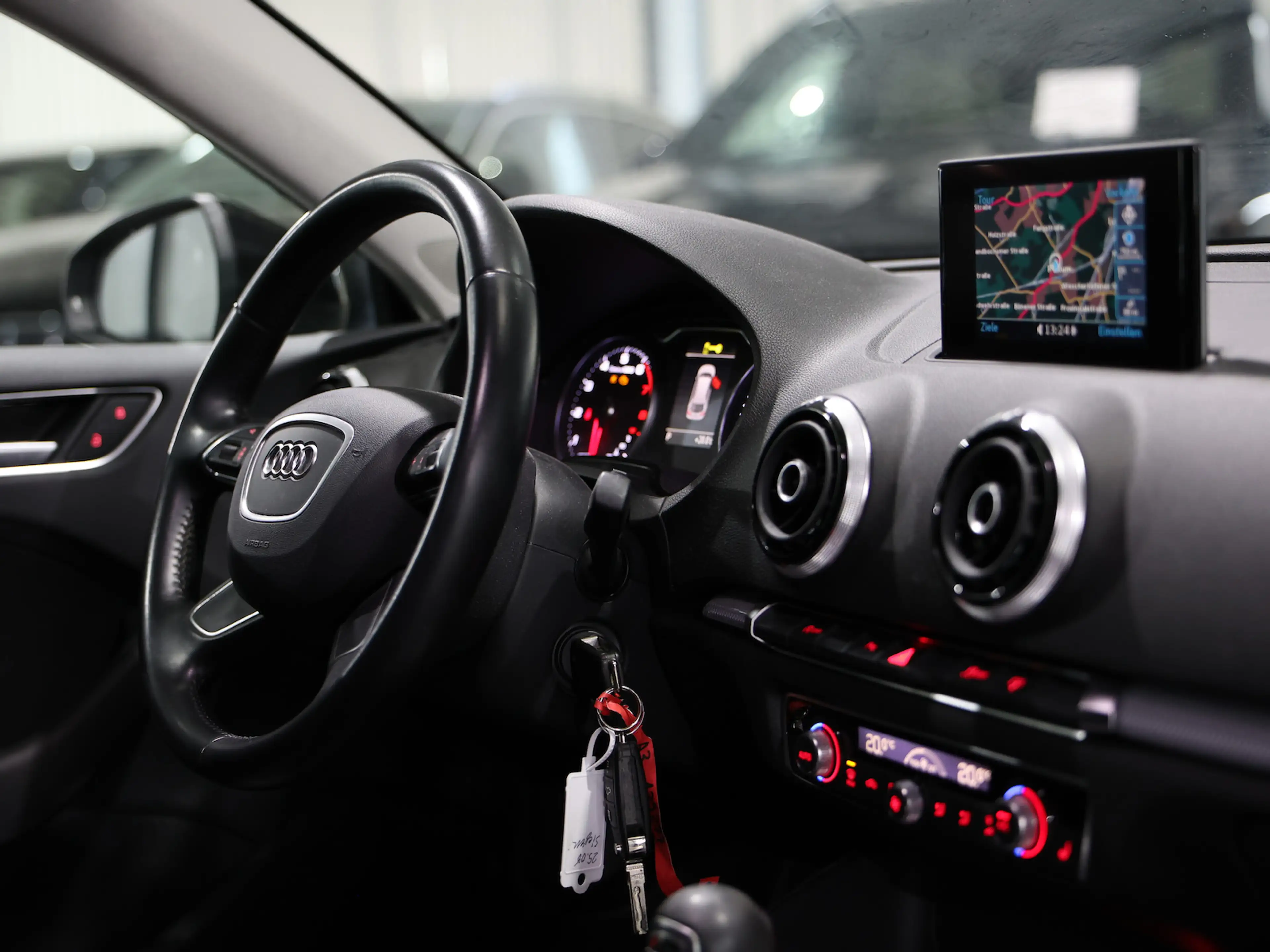 Audi A3 SPORTBACK 1.4 TSI ULTRA S-LINE SELECTION — photo 24