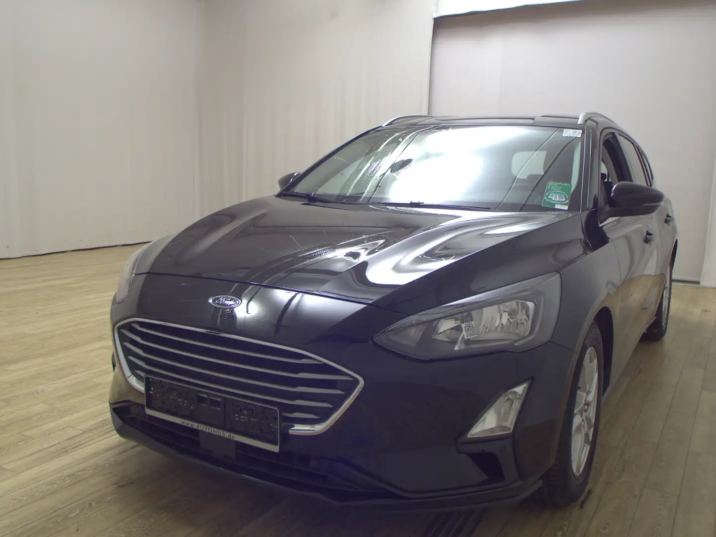 Ford Focus Turnier 1.5 EB Cool&Connect Navi PDC Shz Noir - 2