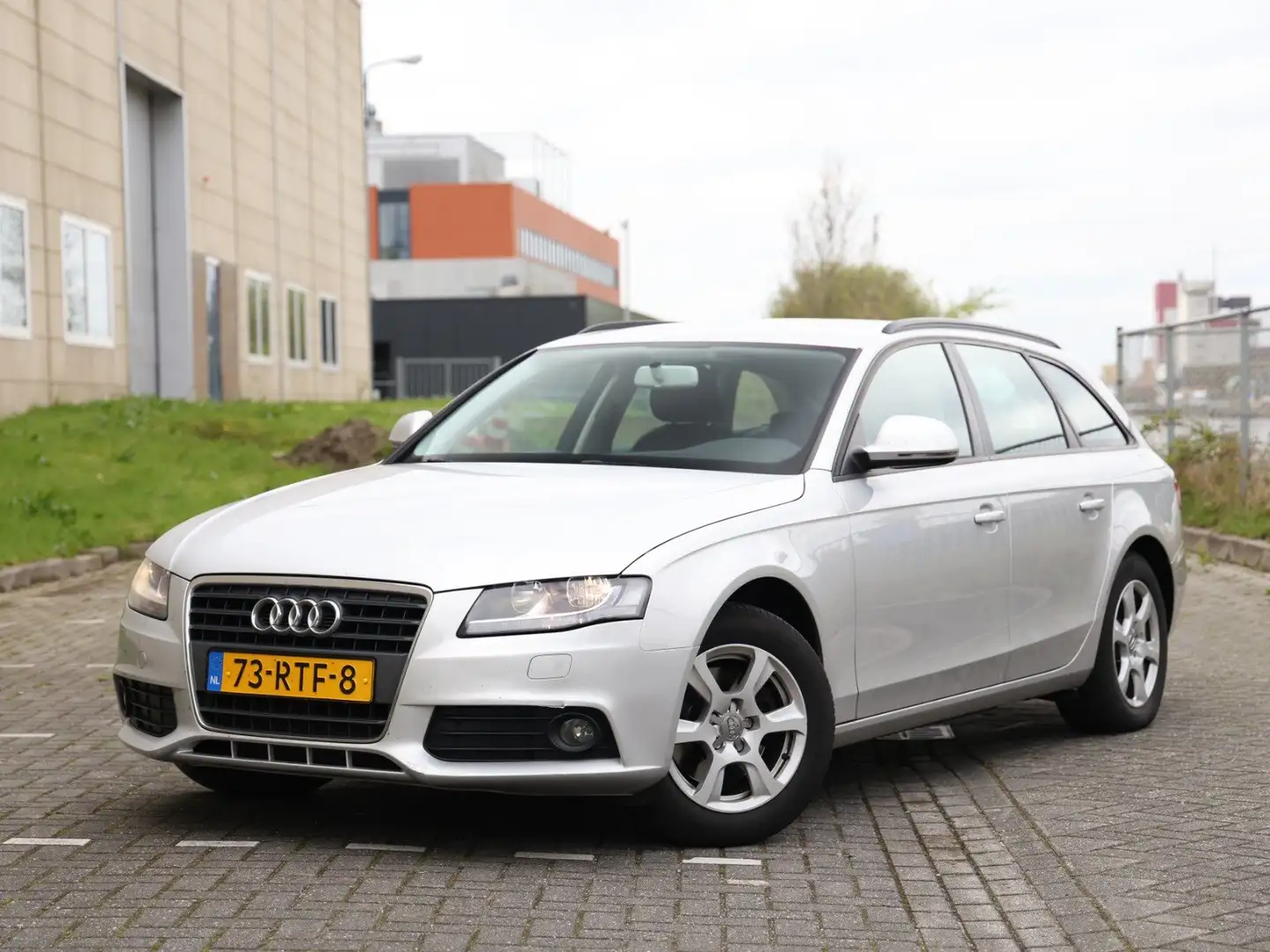Audi A4 A4 1.8 TFSI Stoelverwarming Grijs - 1