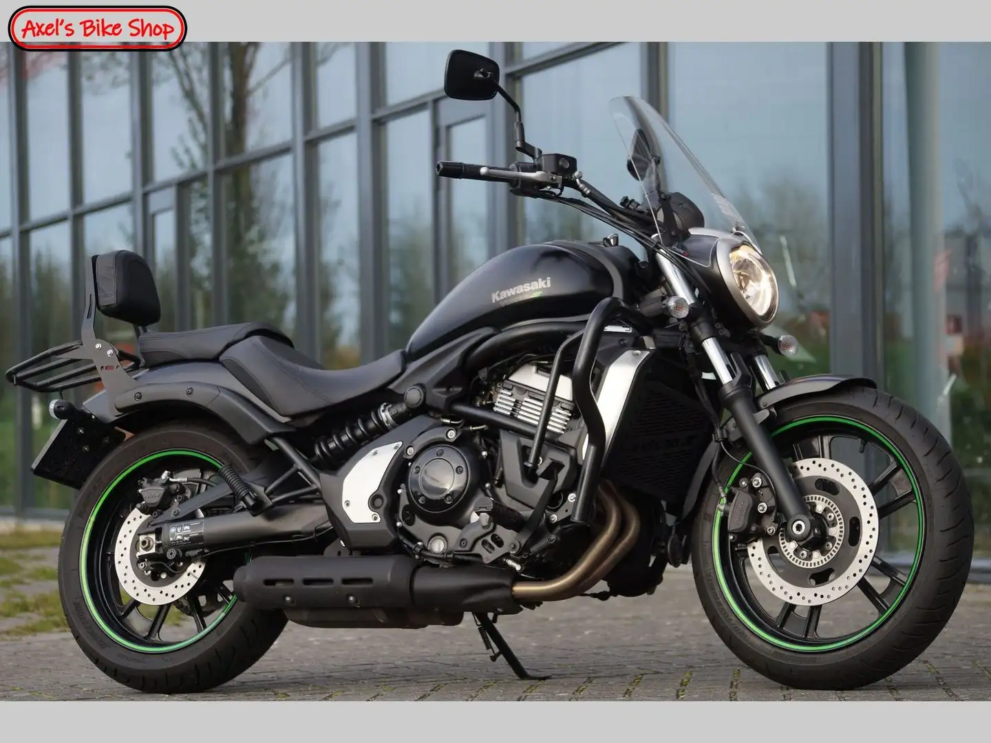 Kawasaki Vulcan S Zwart - 1