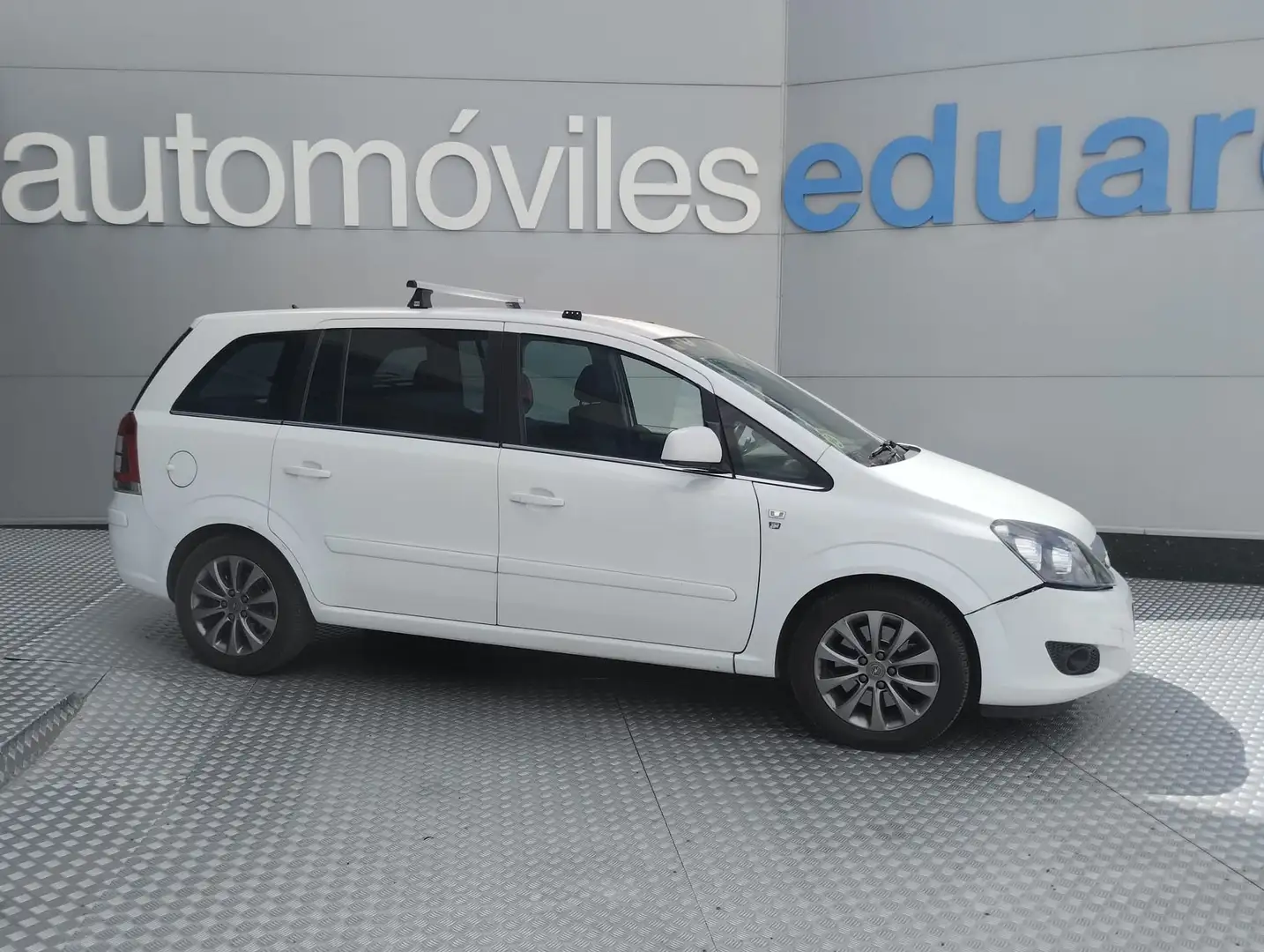 Opel Zafira 1.7CDTi Essentia Blanco - 1