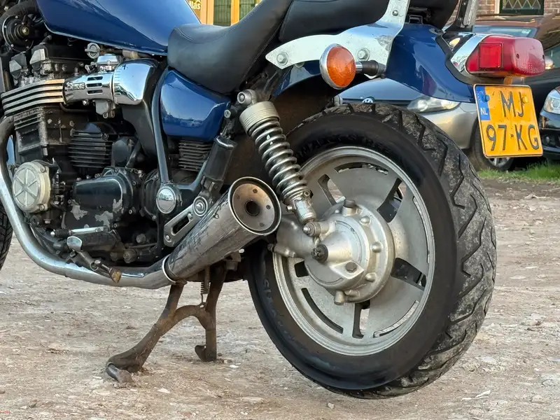 Yamaha XJ 750 - foto 7