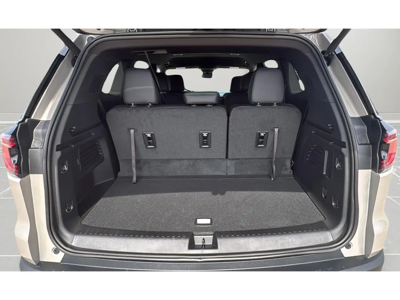 GMC Acadia снимка GMC Acadia