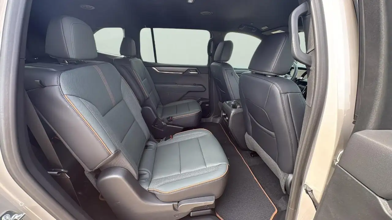 GMC Acadia снимка GMC Acadia