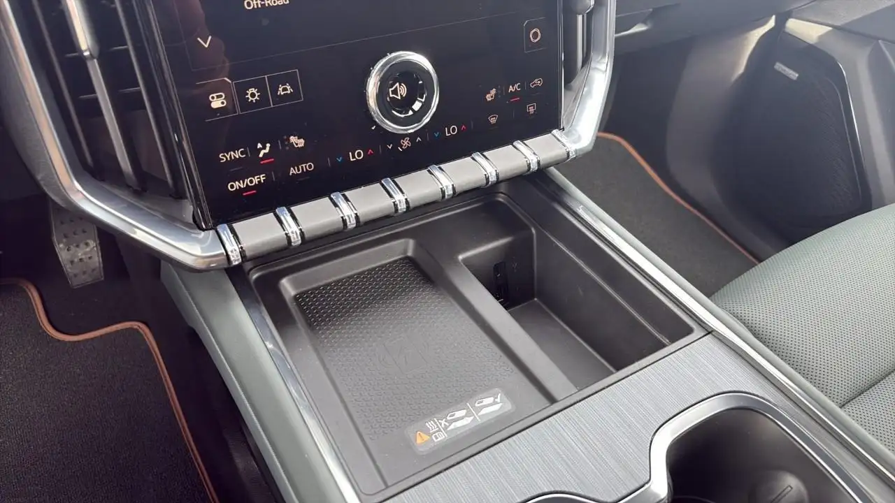 GMC Acadia снимка GMC Acadia