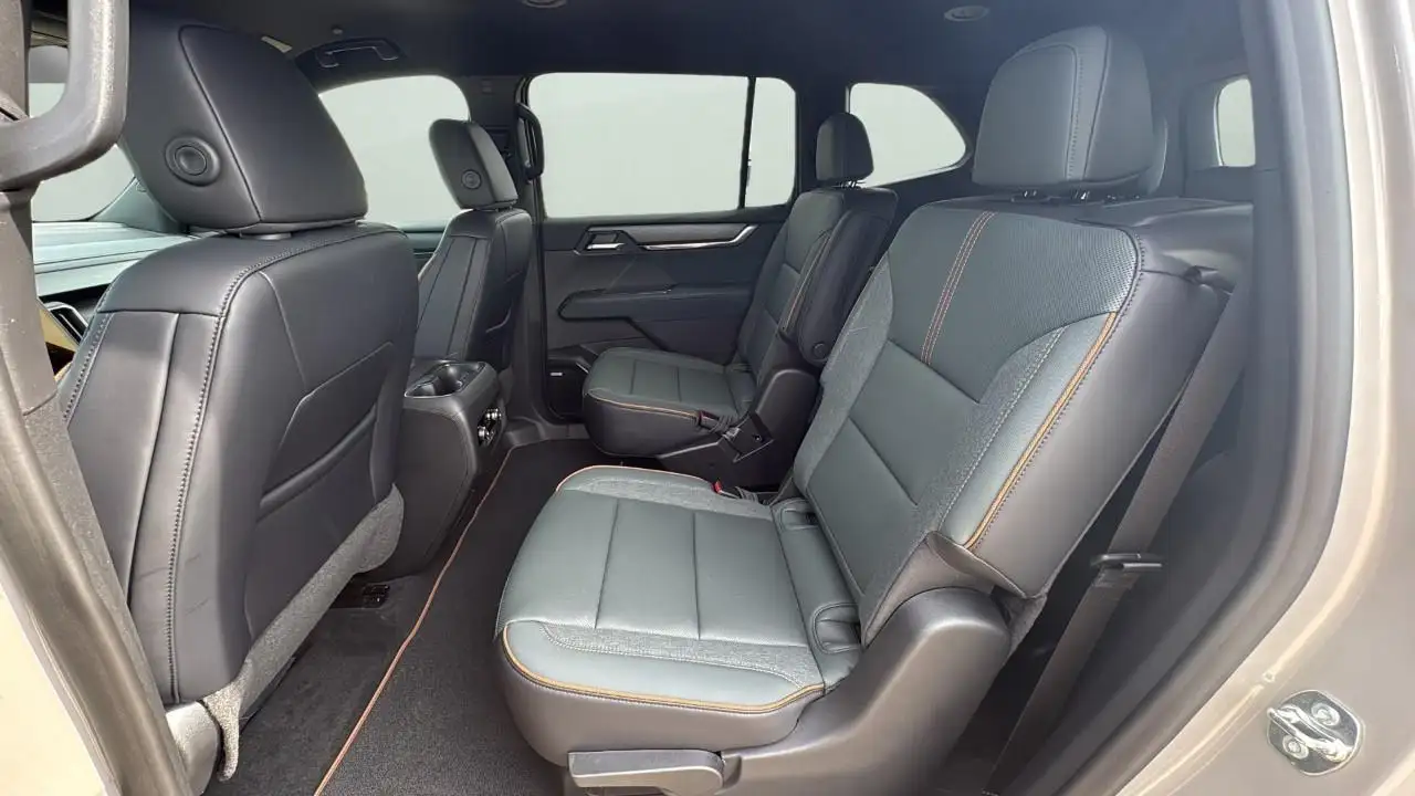 GMC Acadia снимка GMC Acadia
