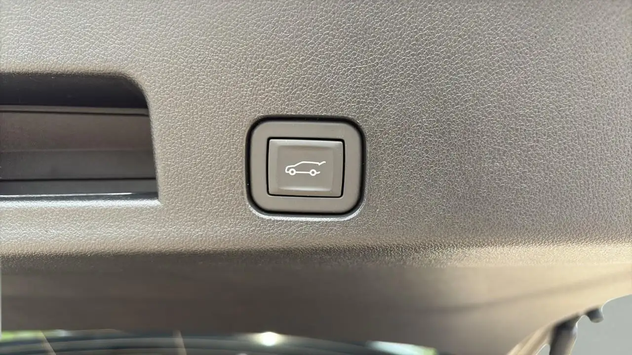 GMC Acadia снимка GMC Acadia